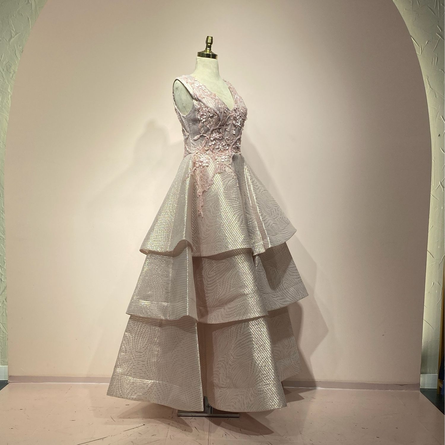 VENDIDO 2025 - Vestido largo color rosado talla 42/10 VENDIDO 2025 - Vestido largo color rosado talla 42/10