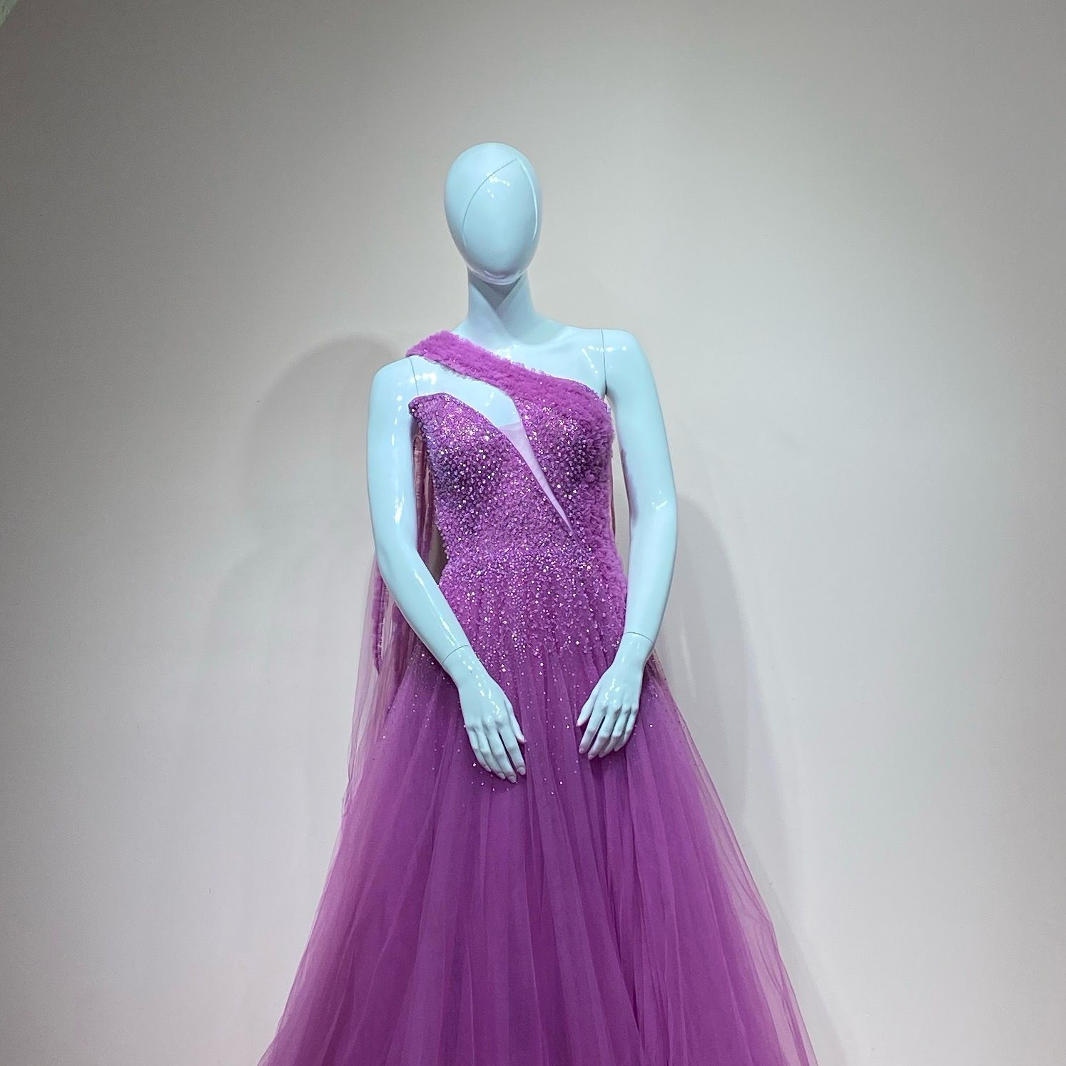 Vestido largo fucsia talla 14/46