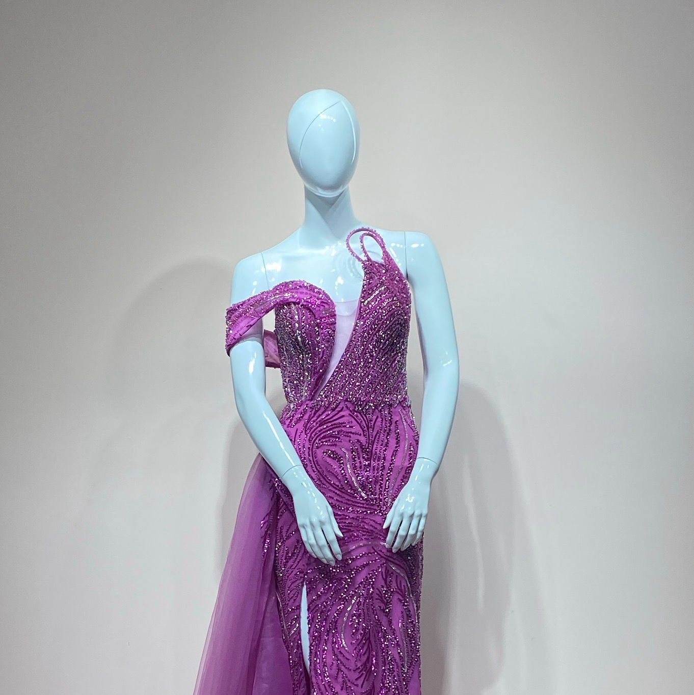 Vestido largo fucsia talla 46/14