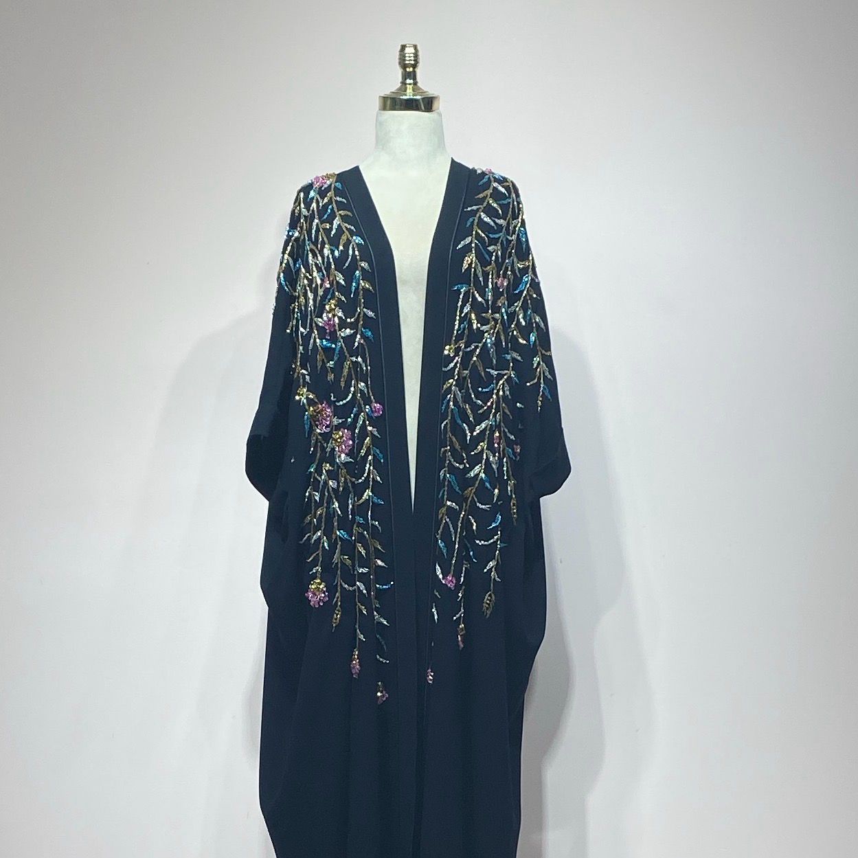 Abaya de flores rosas talla 1