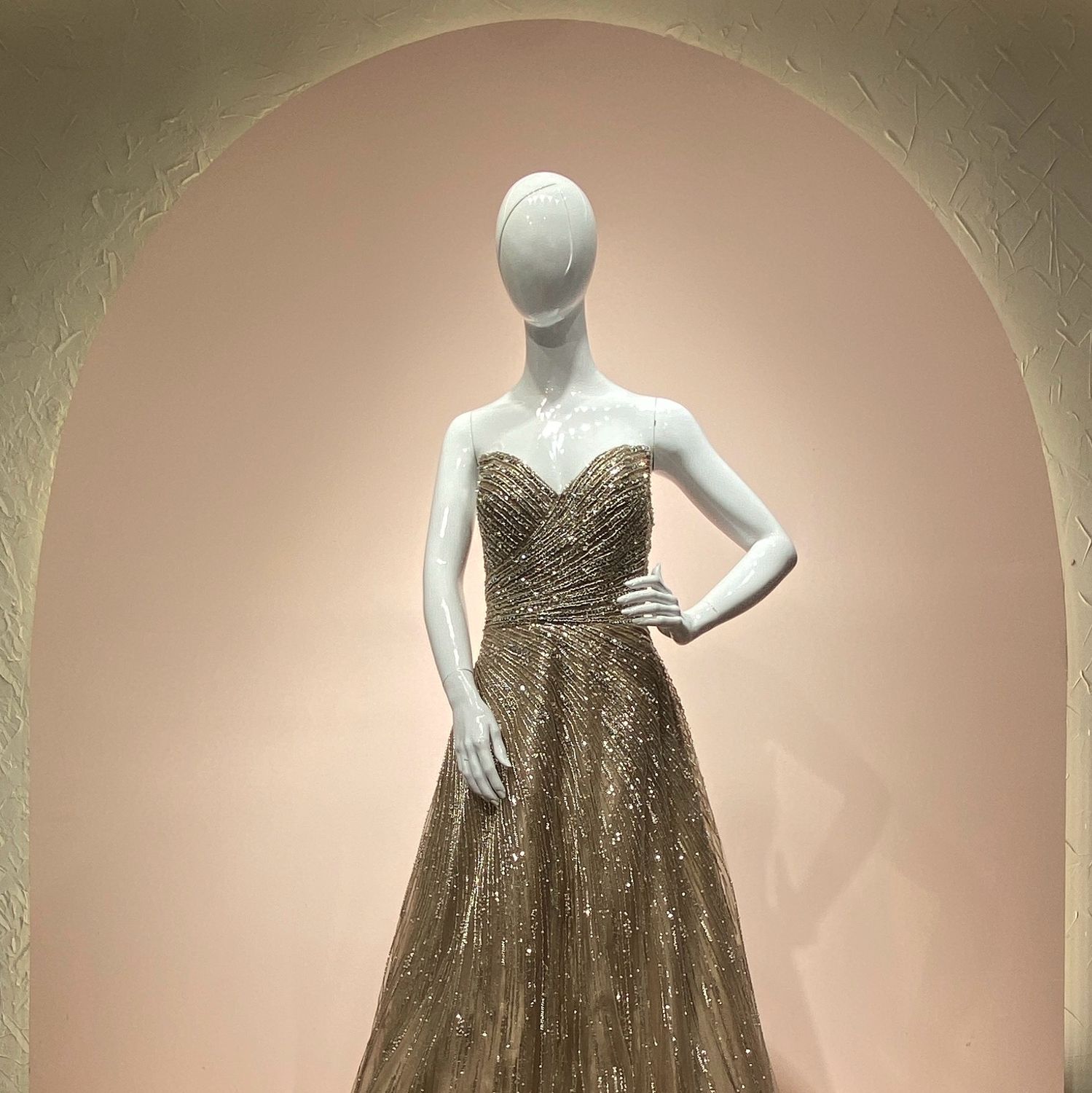 Vestido Largo Dorado Talla 44 