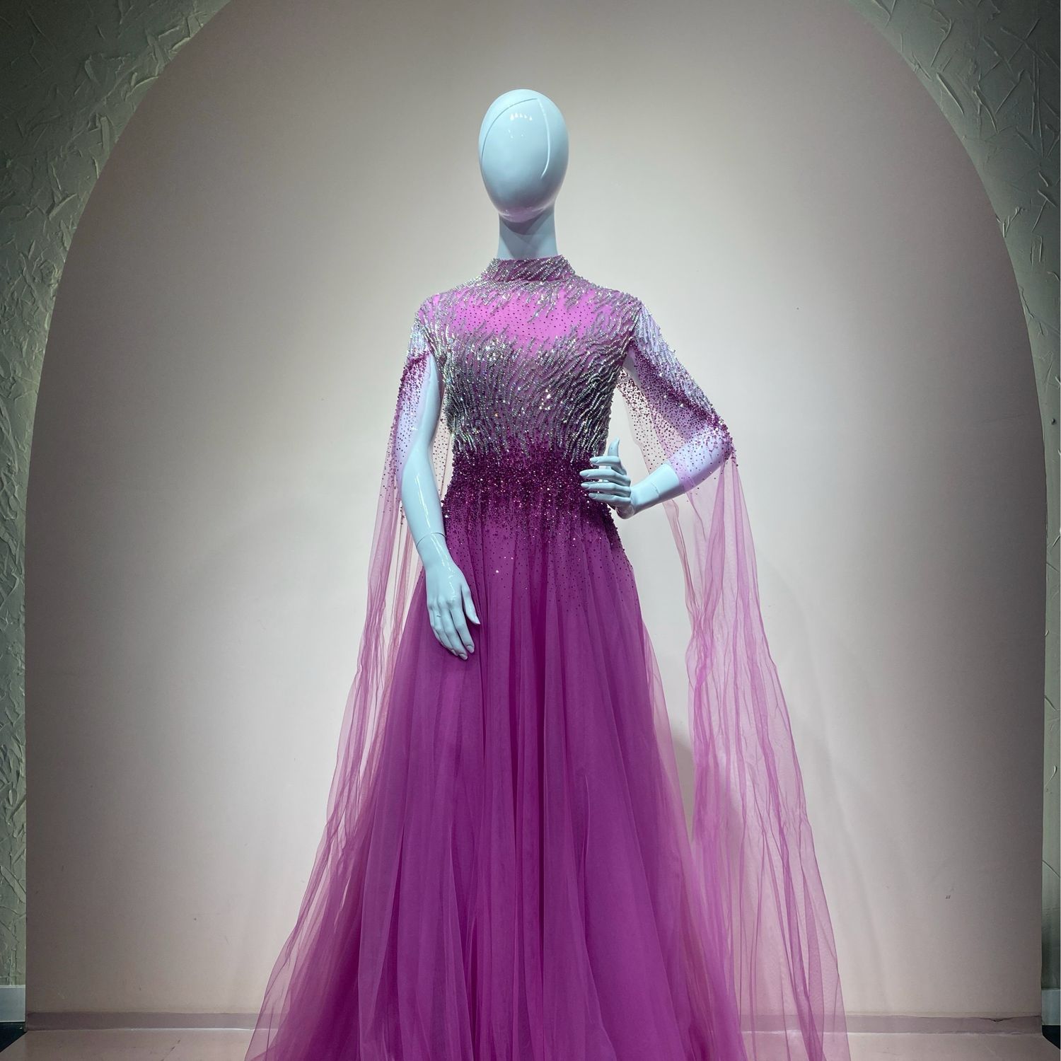 Vestido largo fucsia talla 48/16