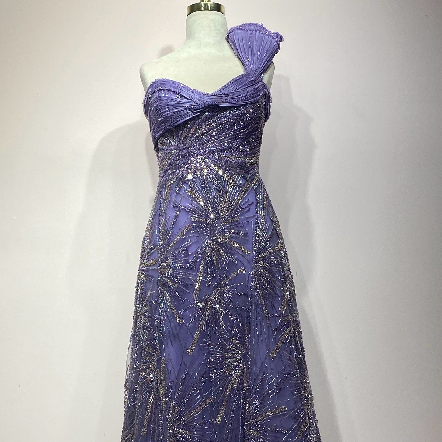 Vestido largo morado talla 14/46