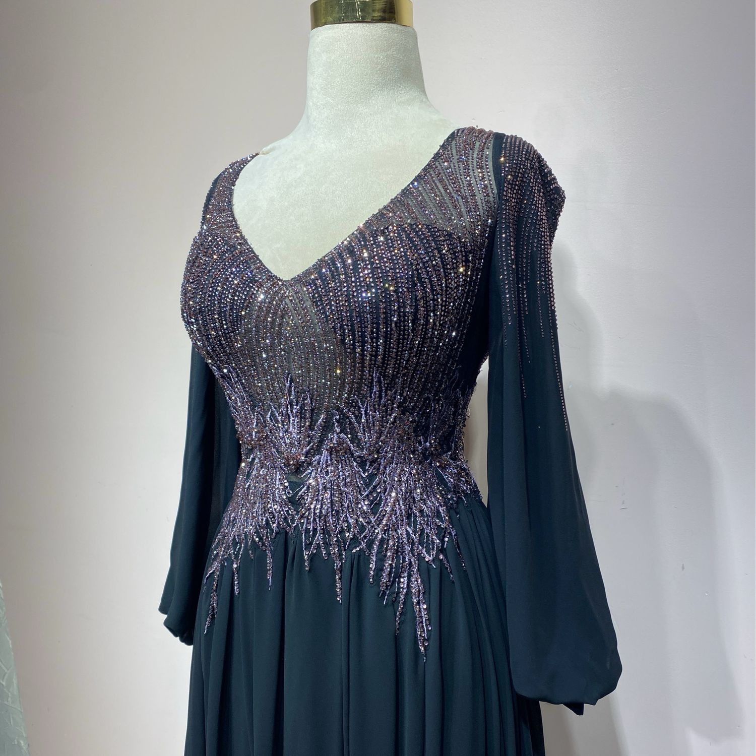 VESTIDO LARGO - NEGRO CON FUCSIA