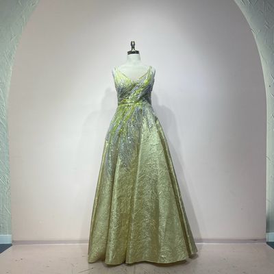 Vestido largo color amarillo talla 42/10