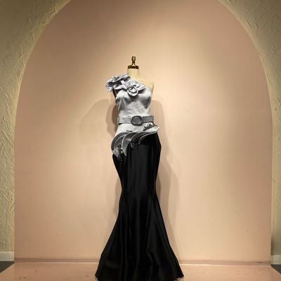 Vestido corte sirena talla 44/12