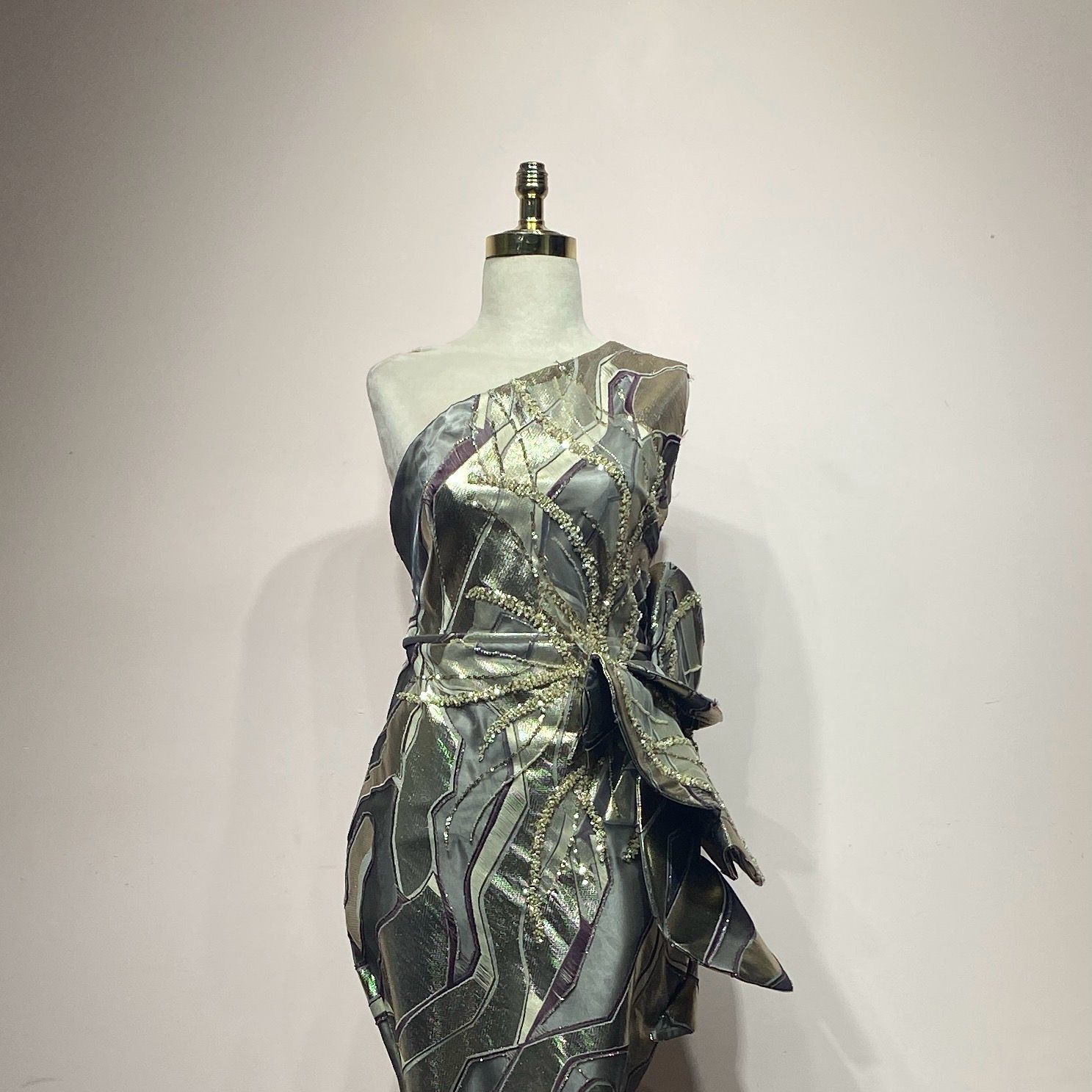 Vestido dorado sirena talla 44/12