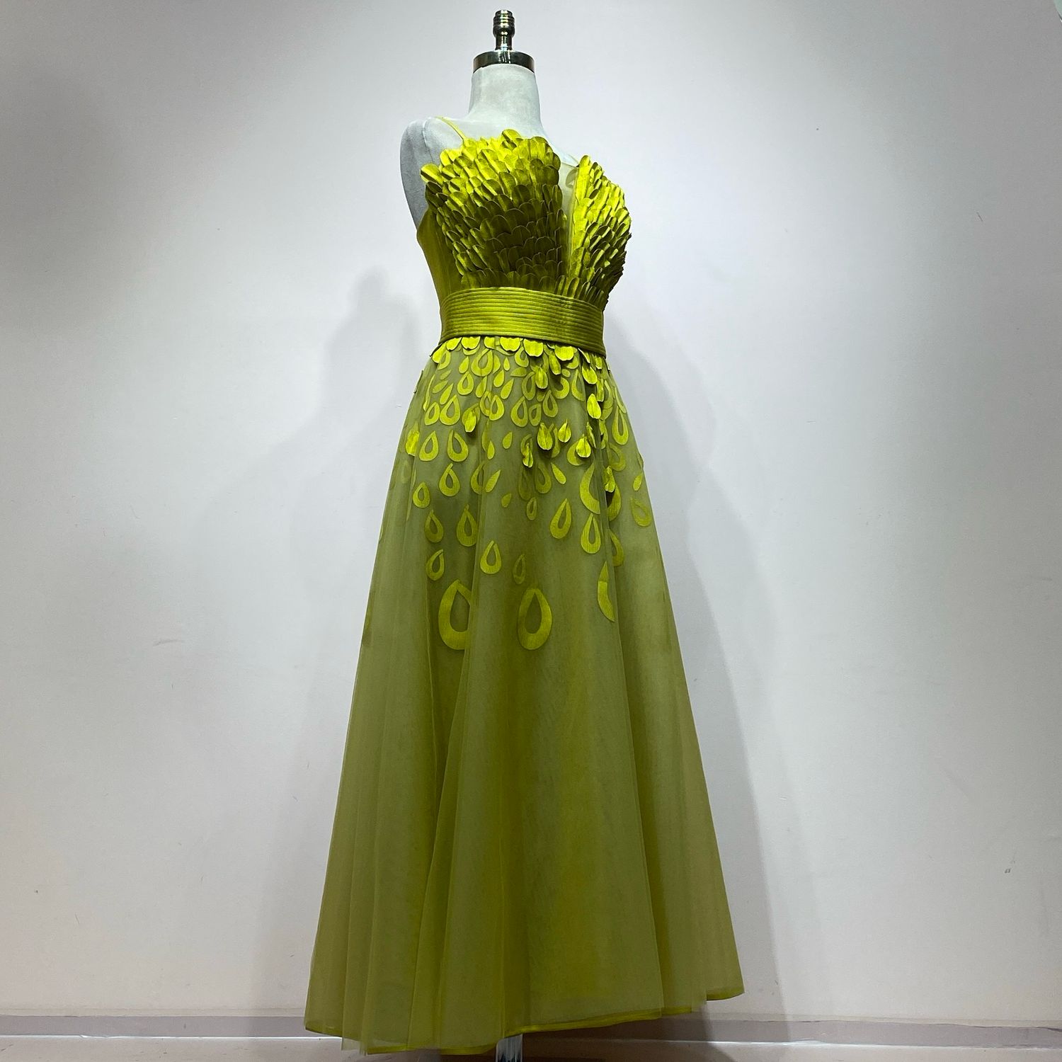 Vestido Largo Color Amarillo Talla 40/08 Vestido Largo Color Amarillo Talla 40/08