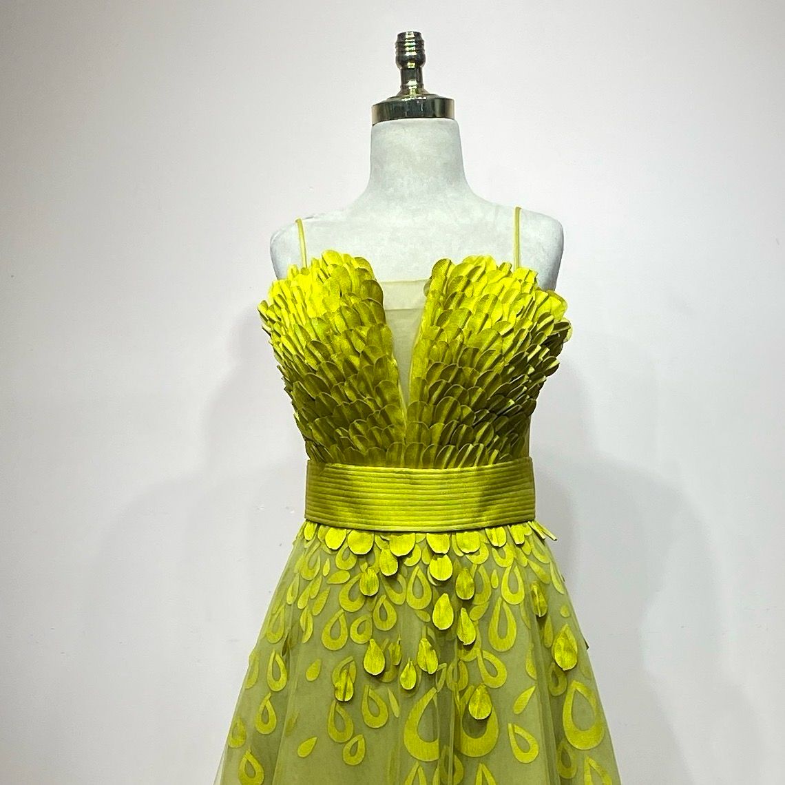 Vestido Largo Color Amarillo Talla 40/08 Vestido Largo Color Amarillo Talla 40/08