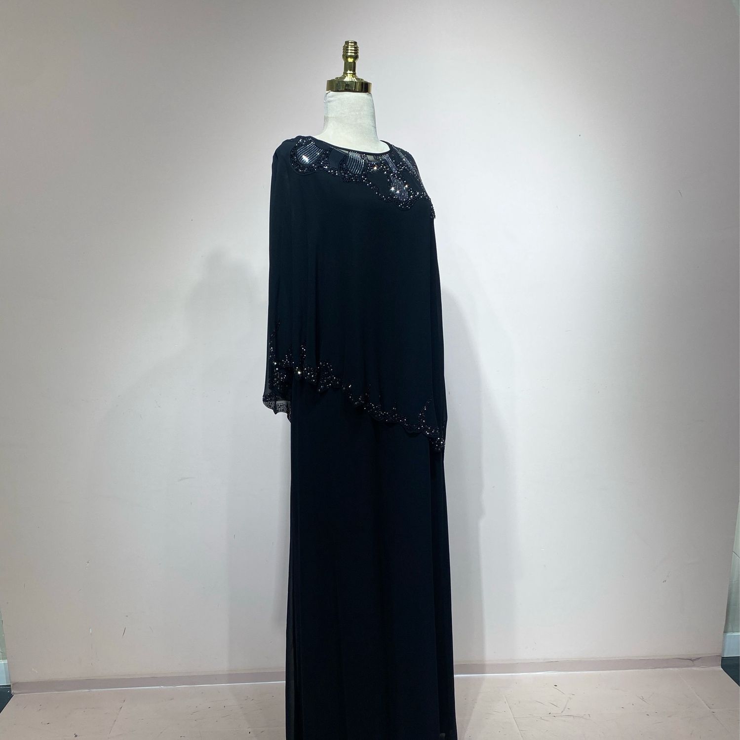 Vestido negro corte recto talla 44/46/48