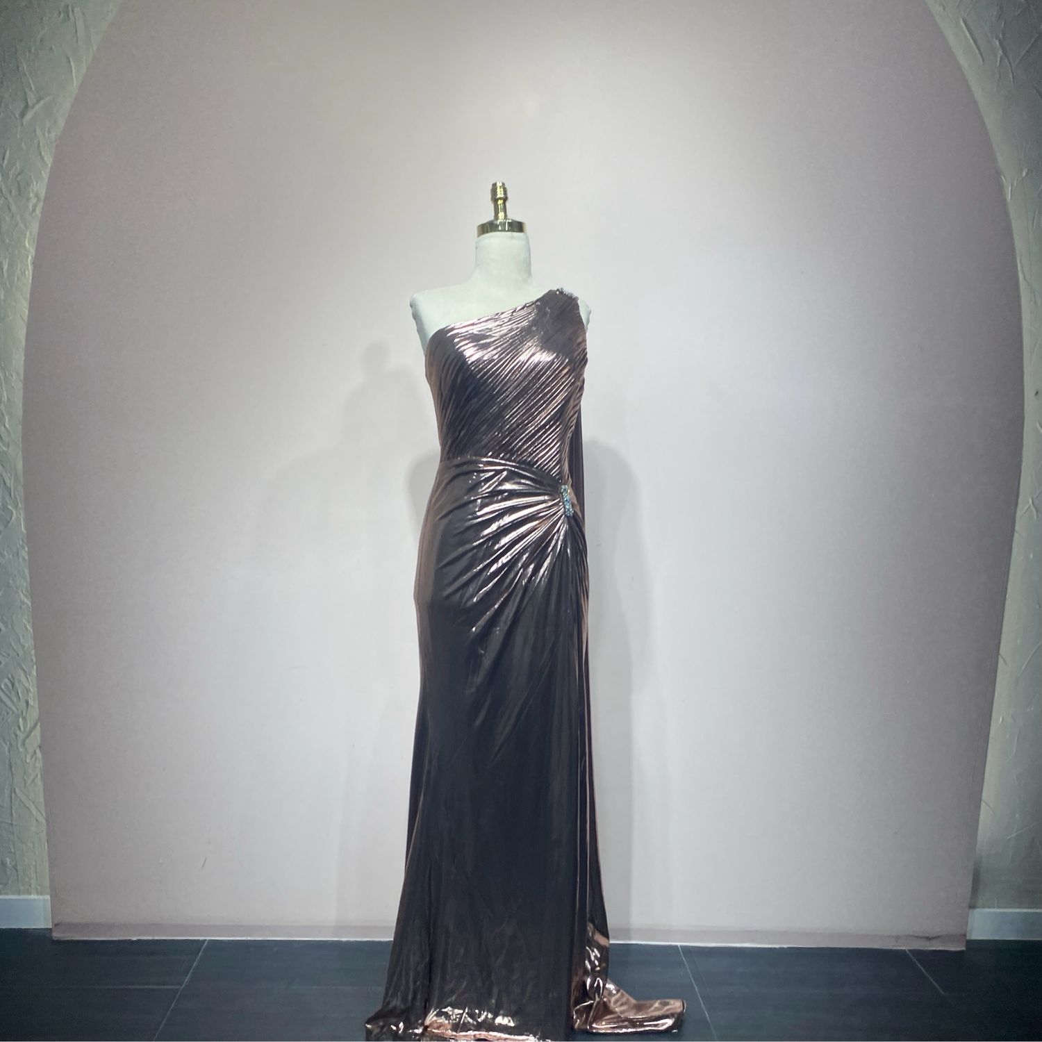 Vestido sirena bronze talla 44/12
