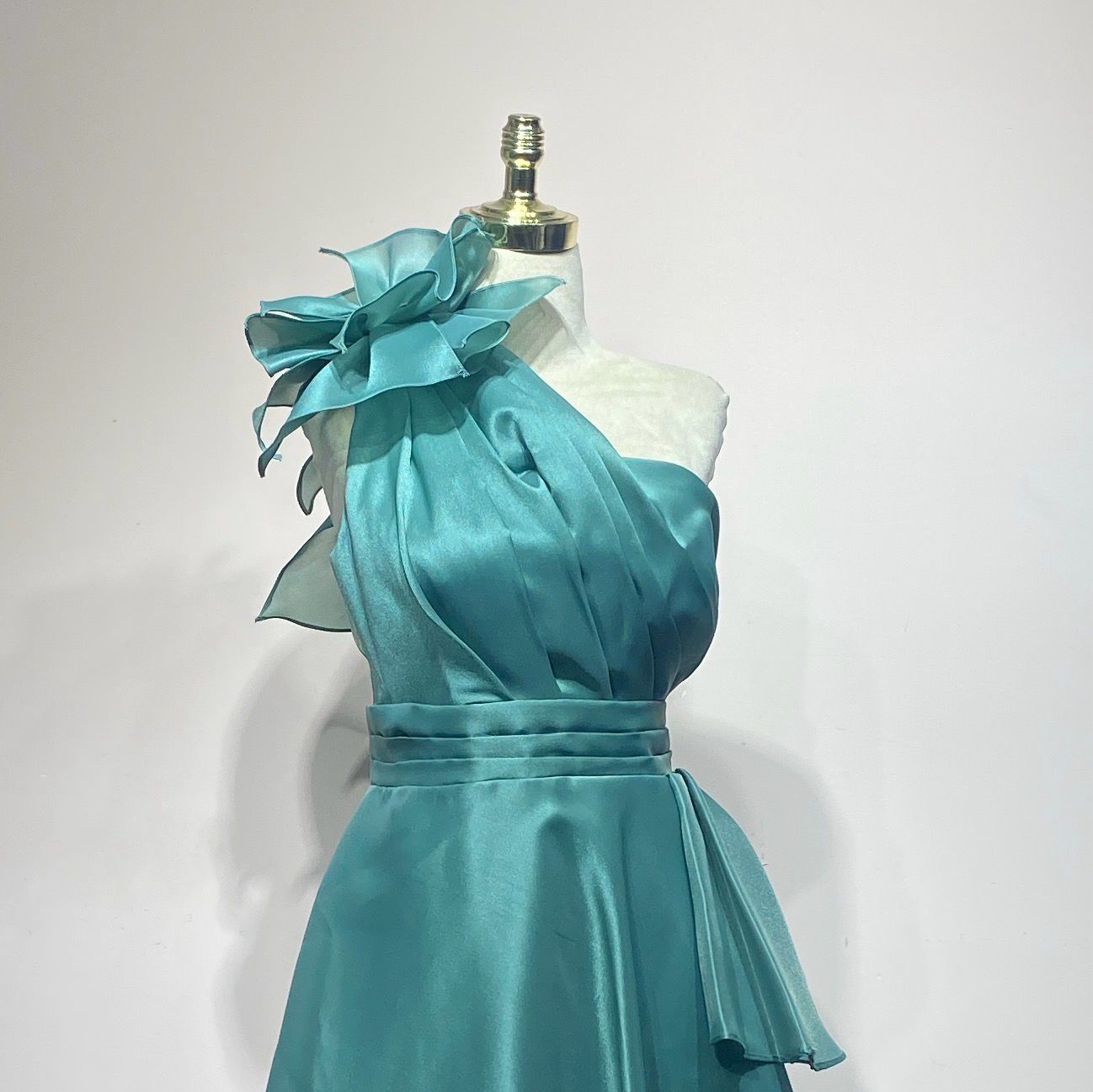 Vestido verde menta diversas tallas