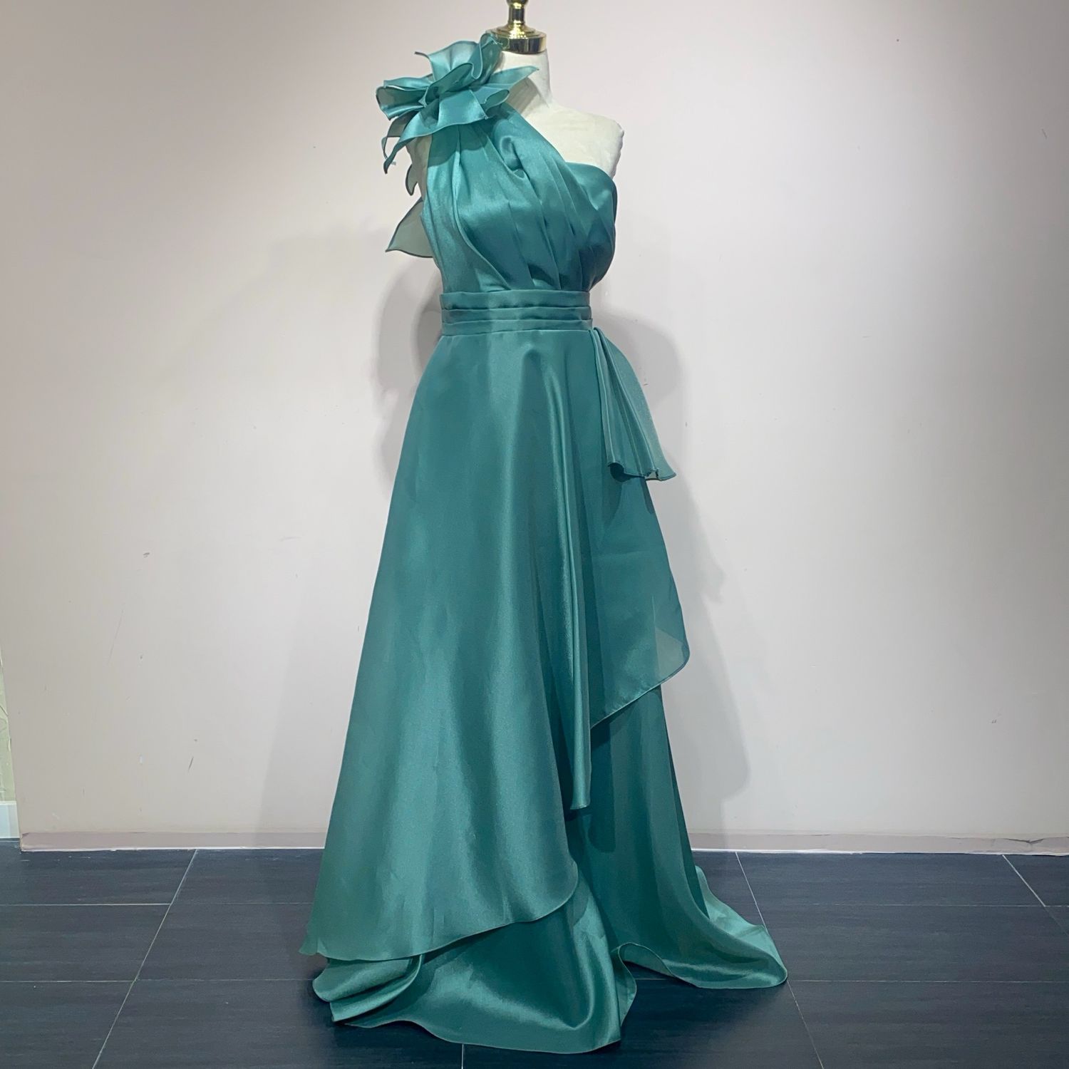 Vestido verde menta diversas tallas