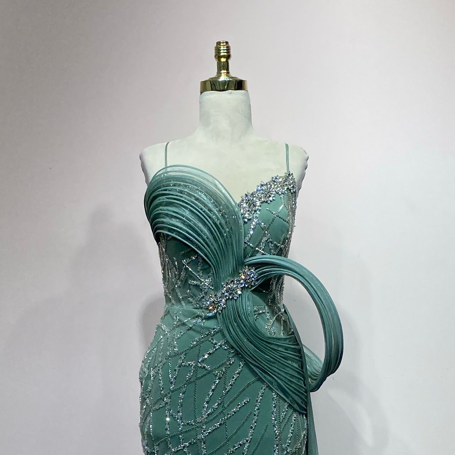 Vestido verde menta talla 40