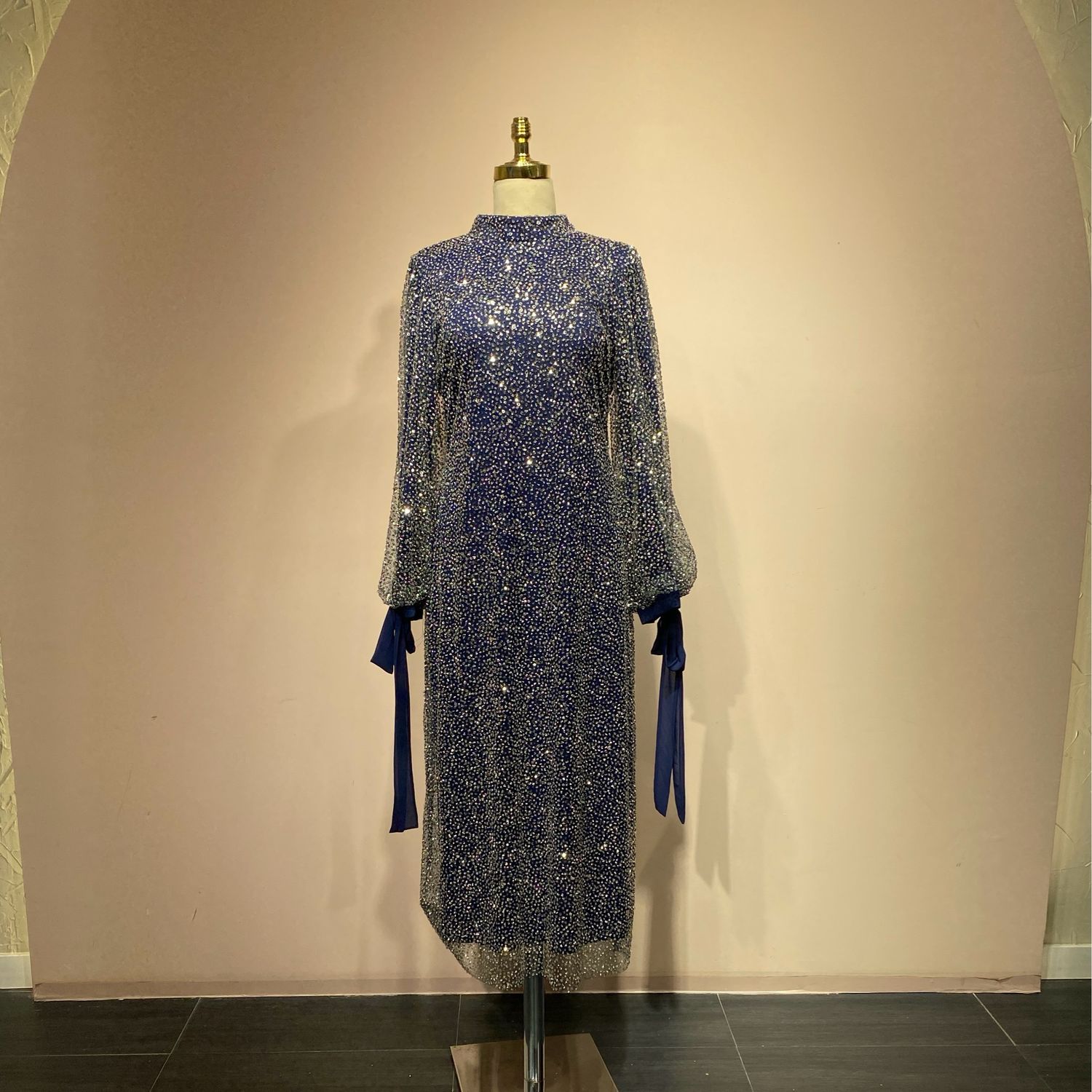 Vestido corte midi talla 48