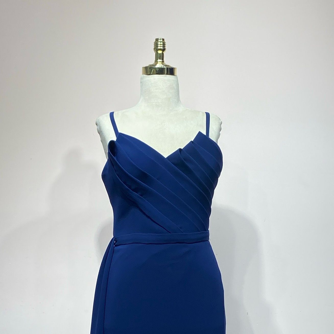 Vestido sirena con sobrefalda talla 42
