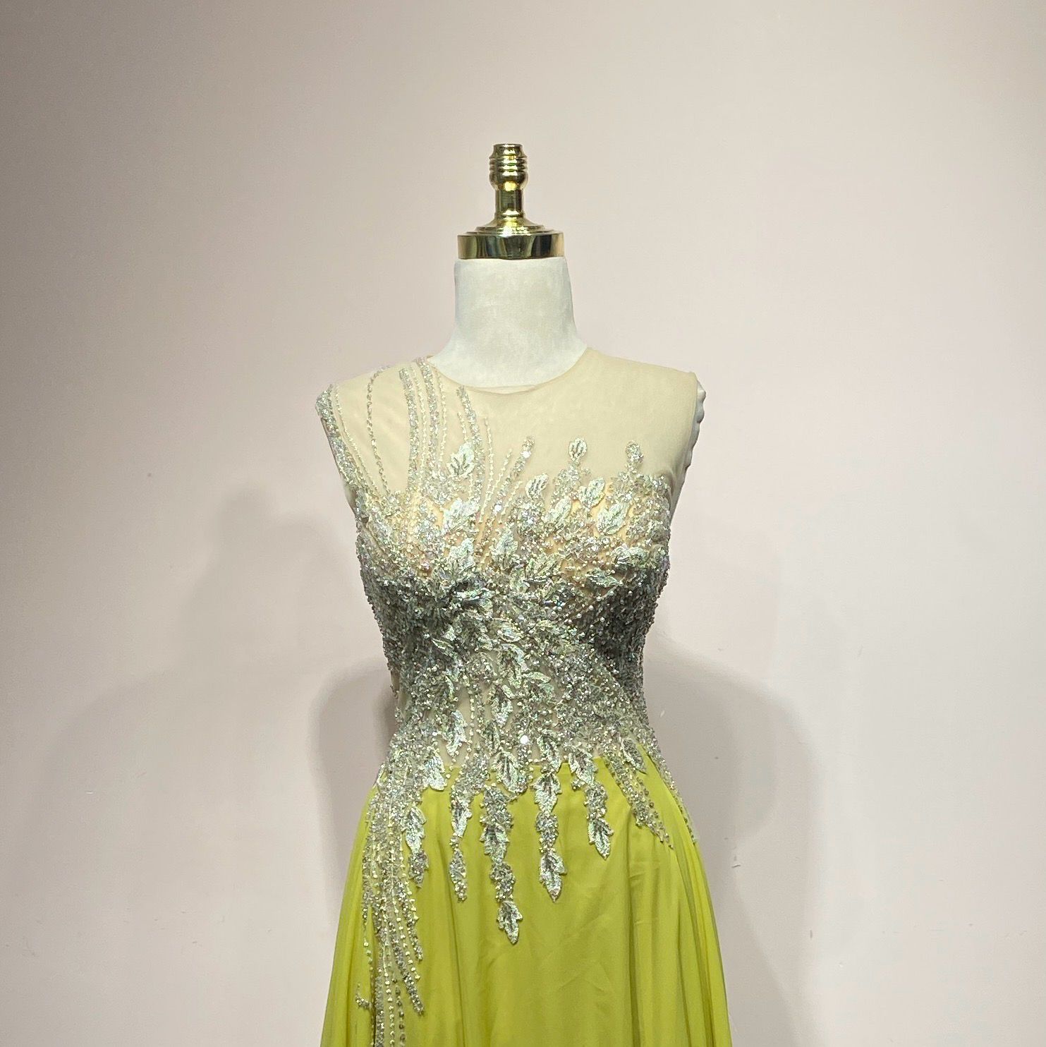 Vestido corte recto talla 42
