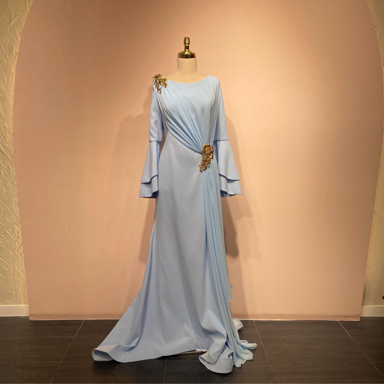 Vestido sirena celeste talla 46
