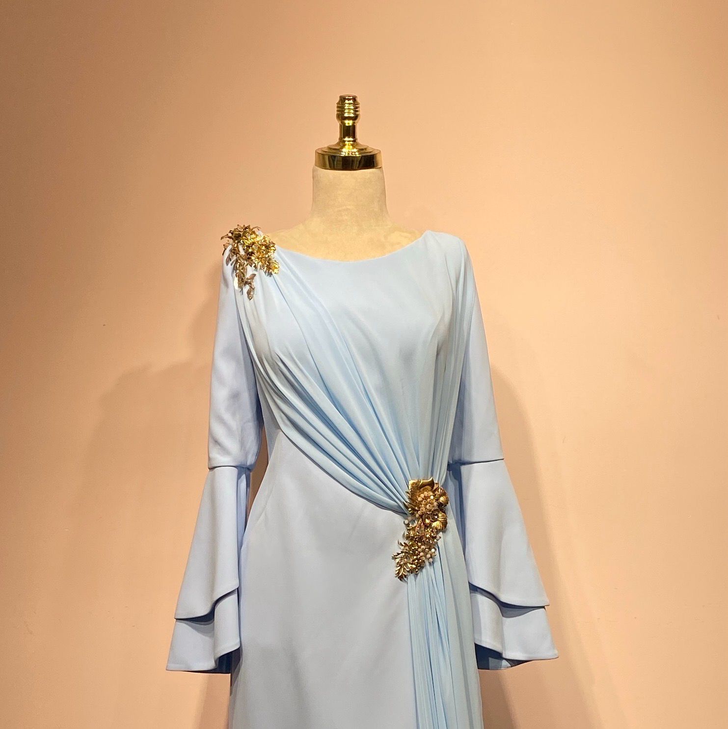 Vestido sirena celeste talla 46