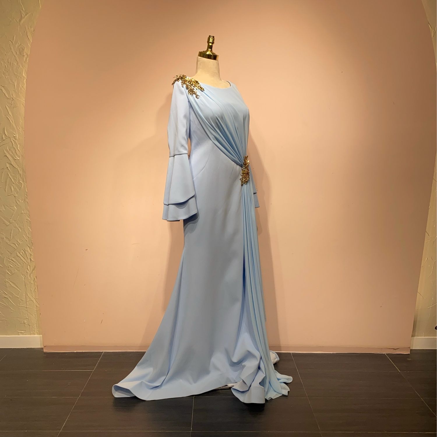 Vestido sirena celeste talla 46