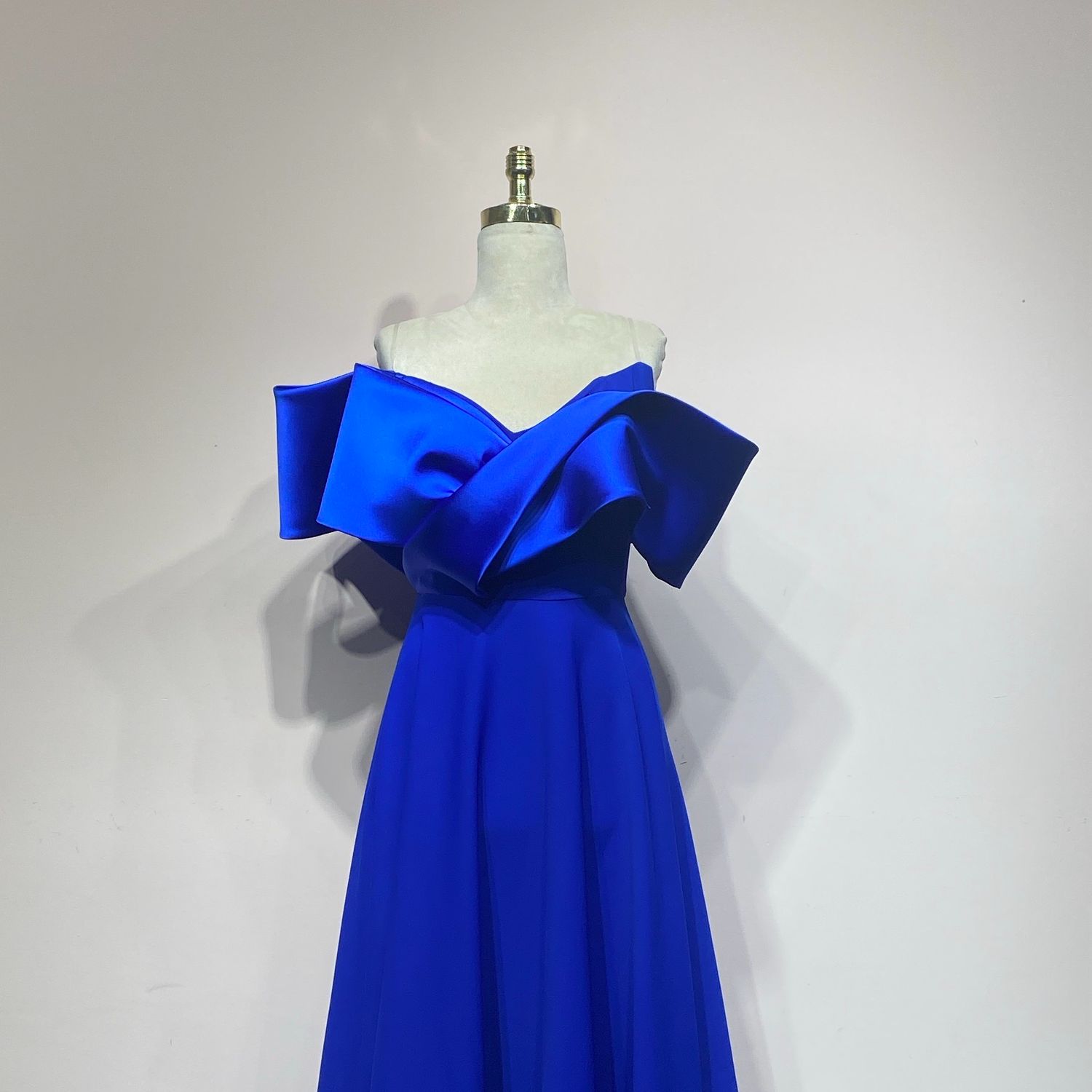 Vestido corte a talla 44