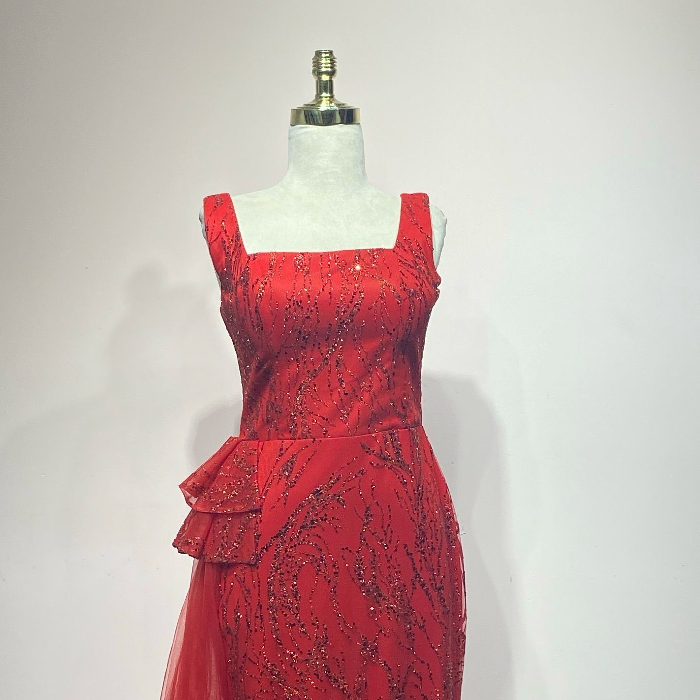 Vestido rojo sirena talla 42