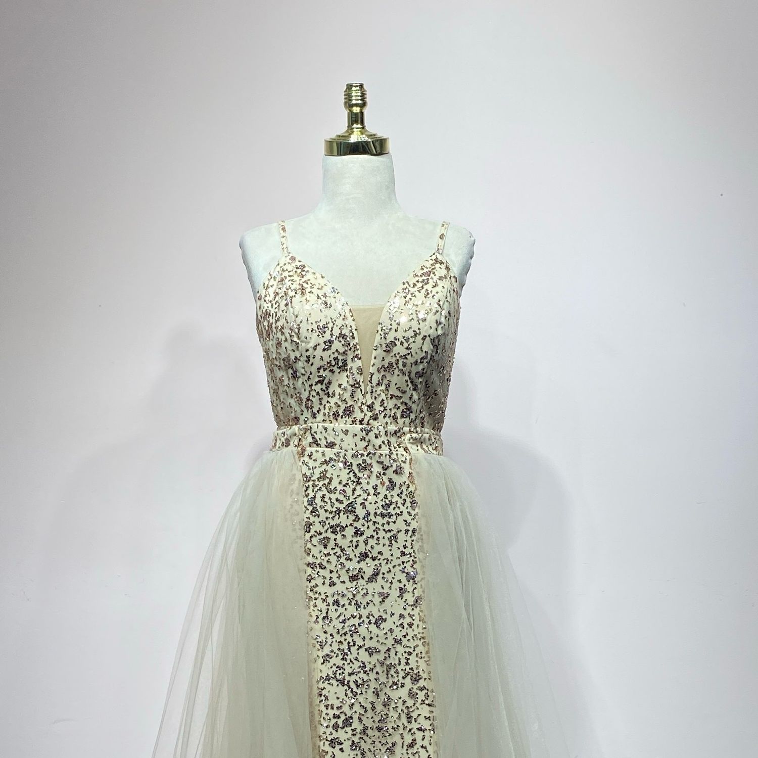 Vestido largo champagne talla 44