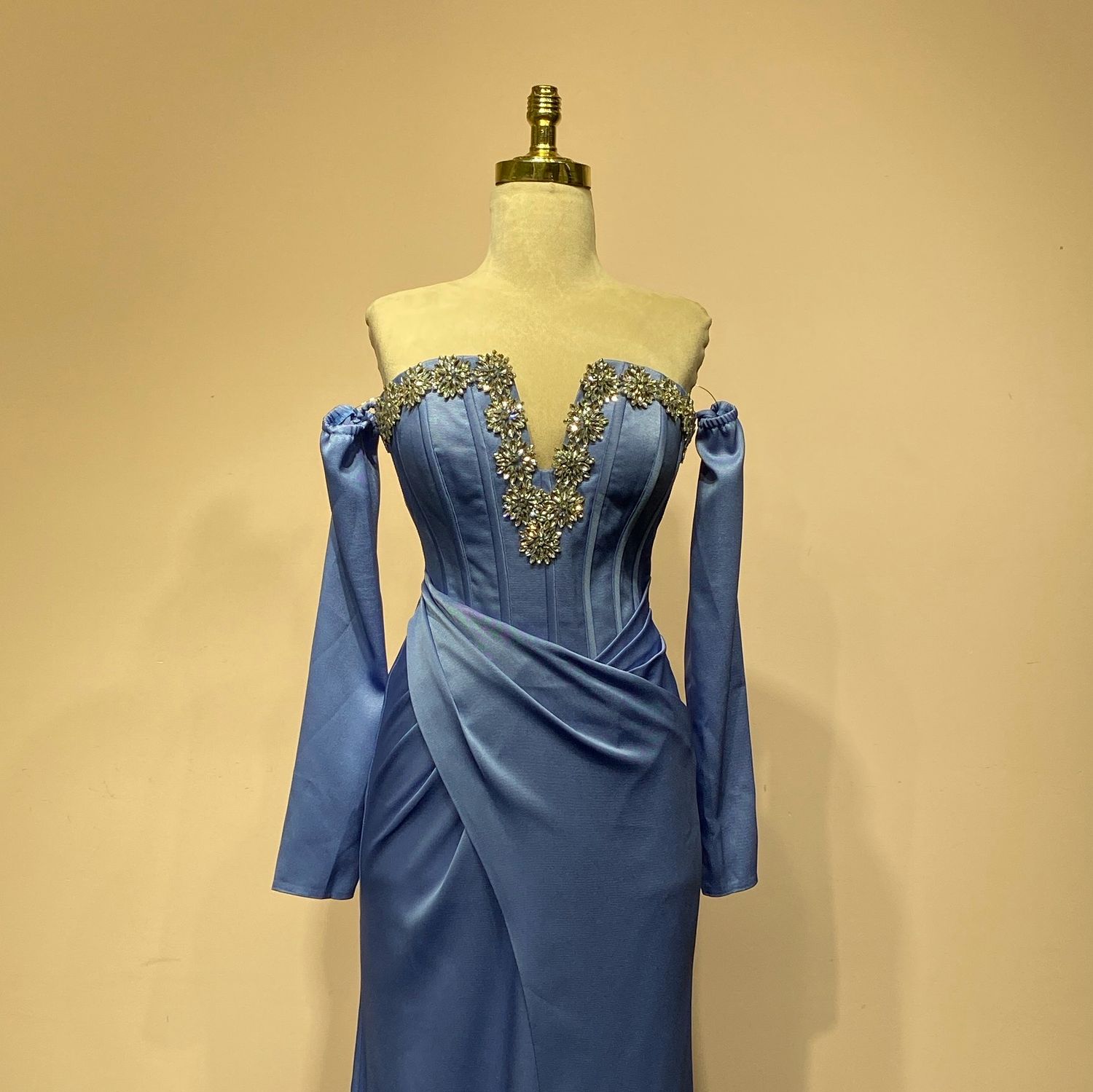 Vestido sirena azul indigo talla 38