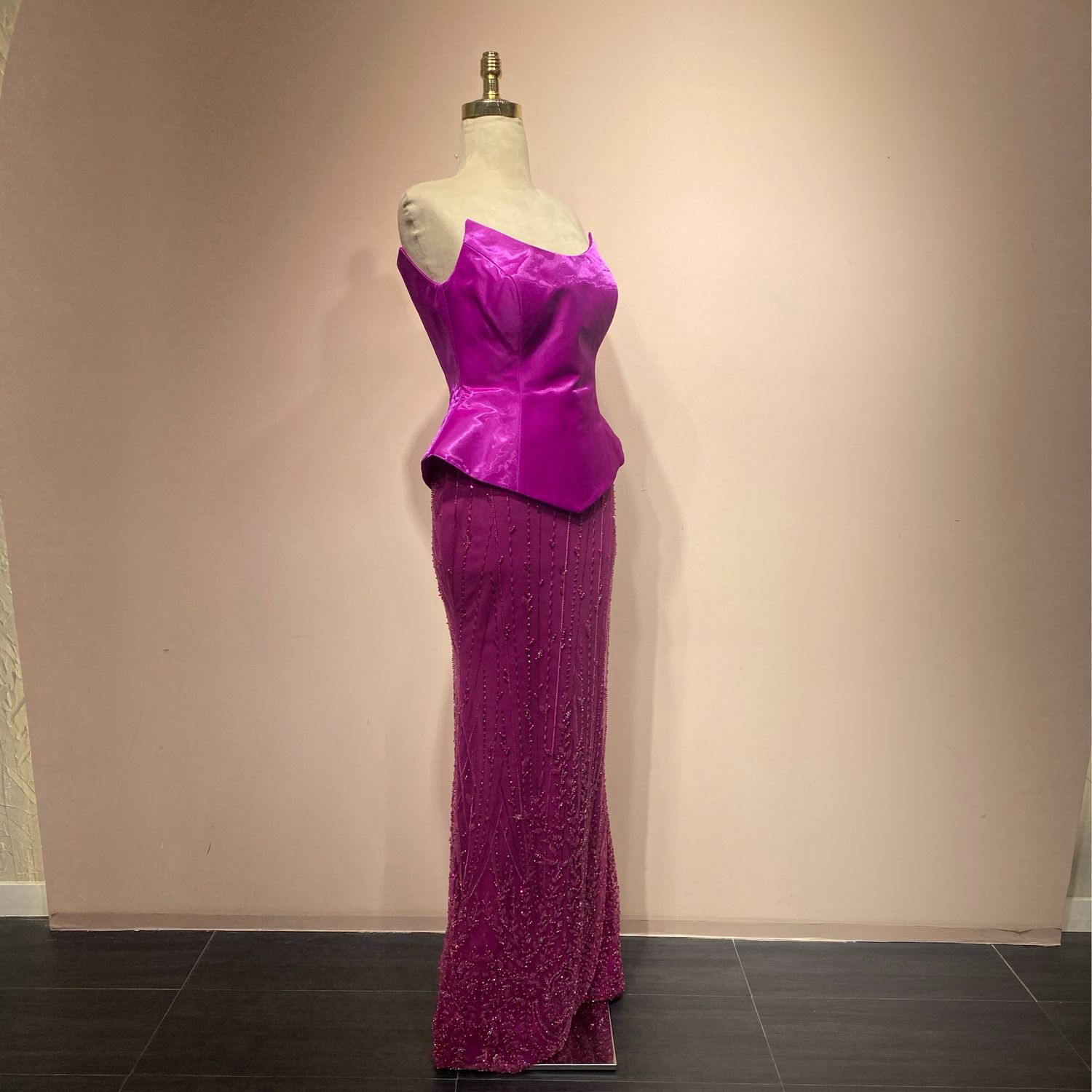Vestido sirena fucsia talla -3/40