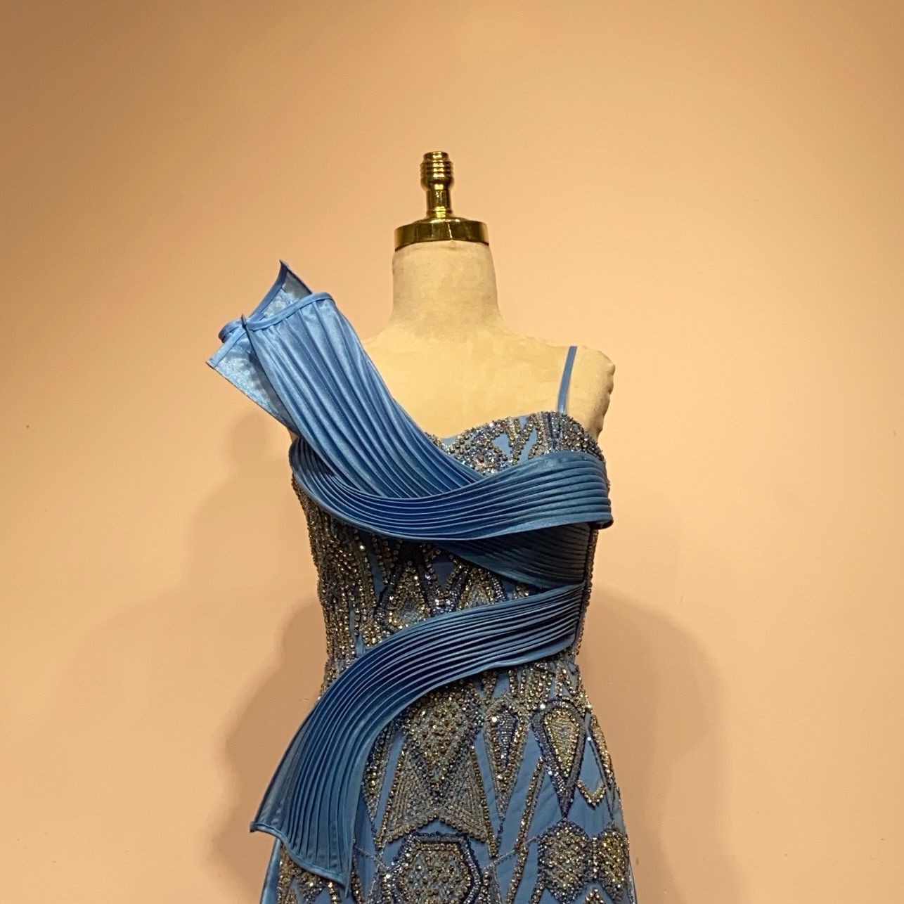 Vestido sirena azul indigo talla 40