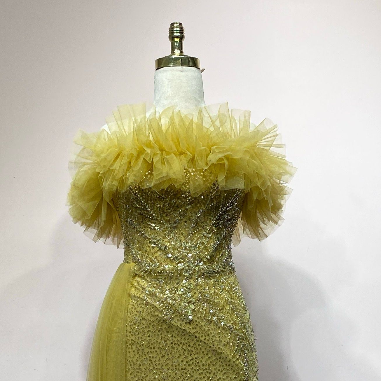 Vestido Largo,	Amarillo mostaza	,Talla	40