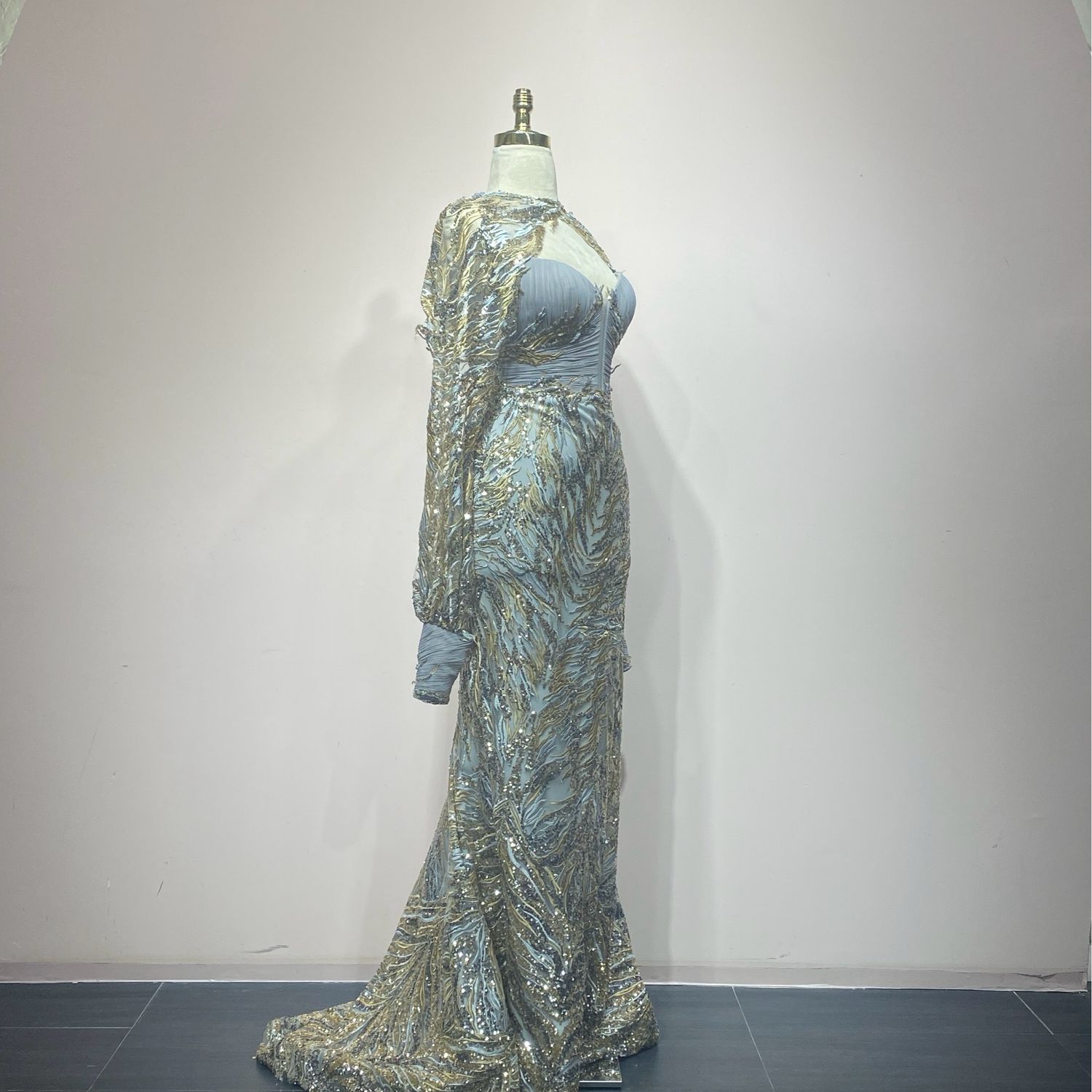 Vestido Largo Color Gris con dorado Talla 38/6