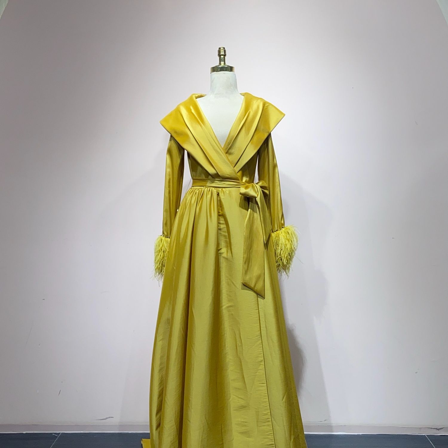 Vestido Largo color Moztaza Talla 38/6