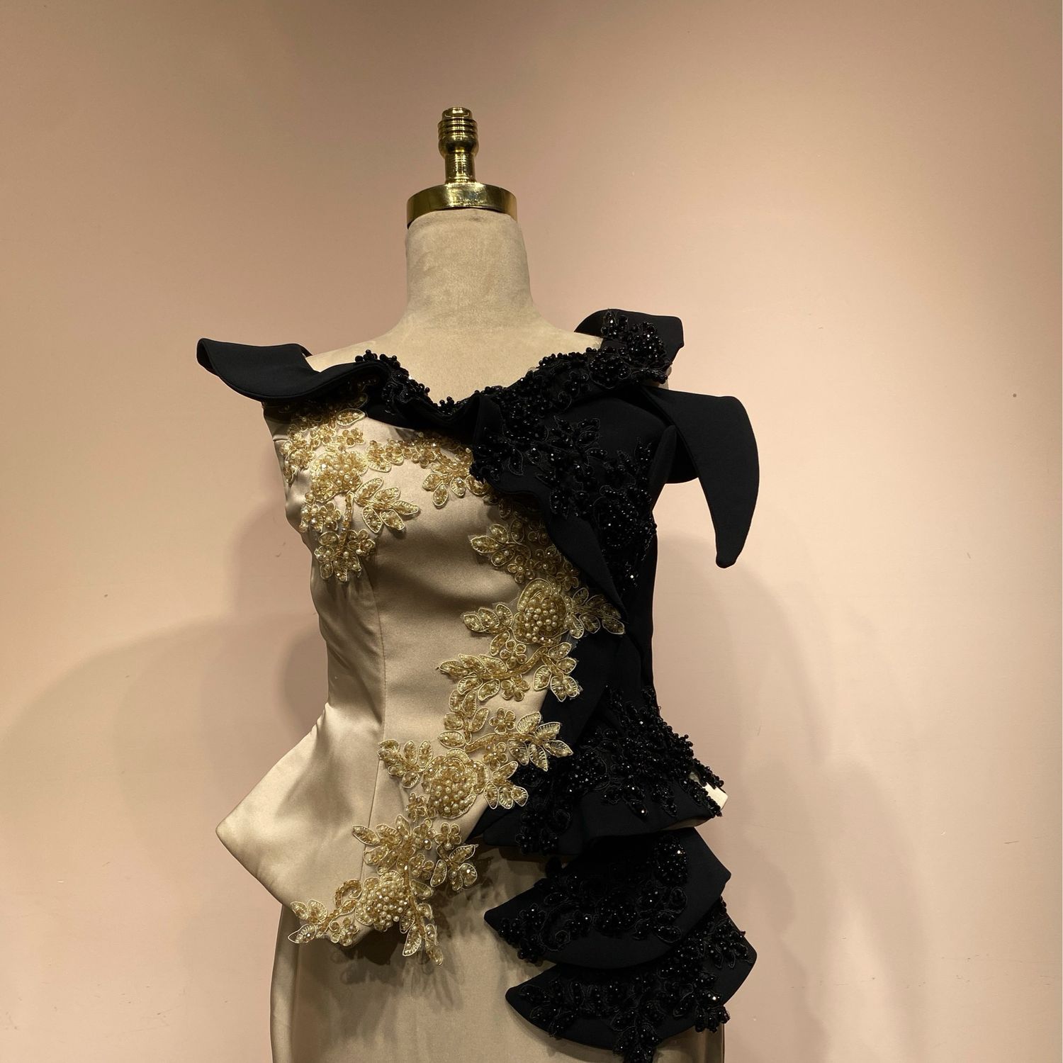  Vestido - Beige/Negro - talla 42