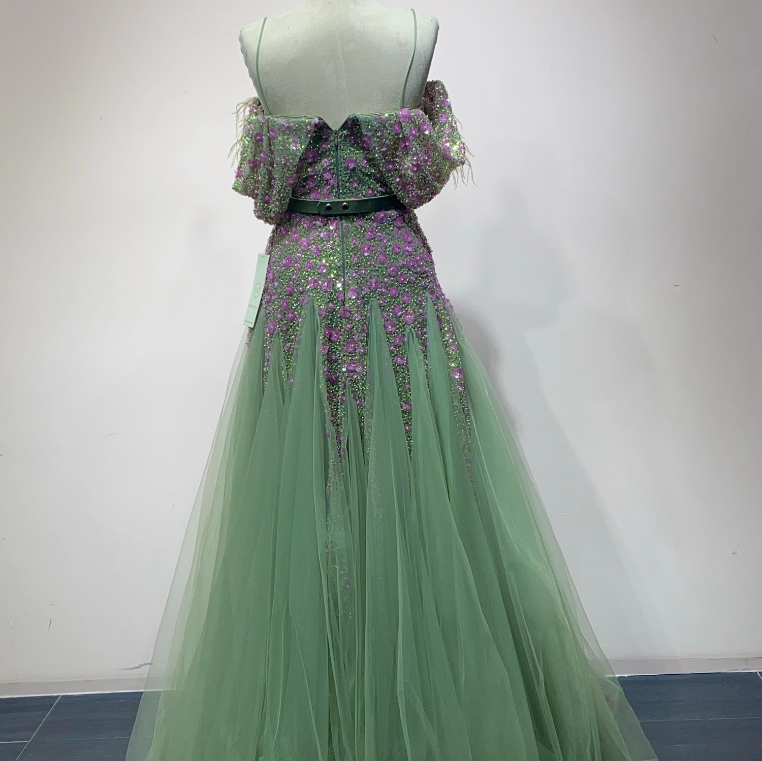 VESTIDO LARGO COLOR VERDE MENTA TALLA 38