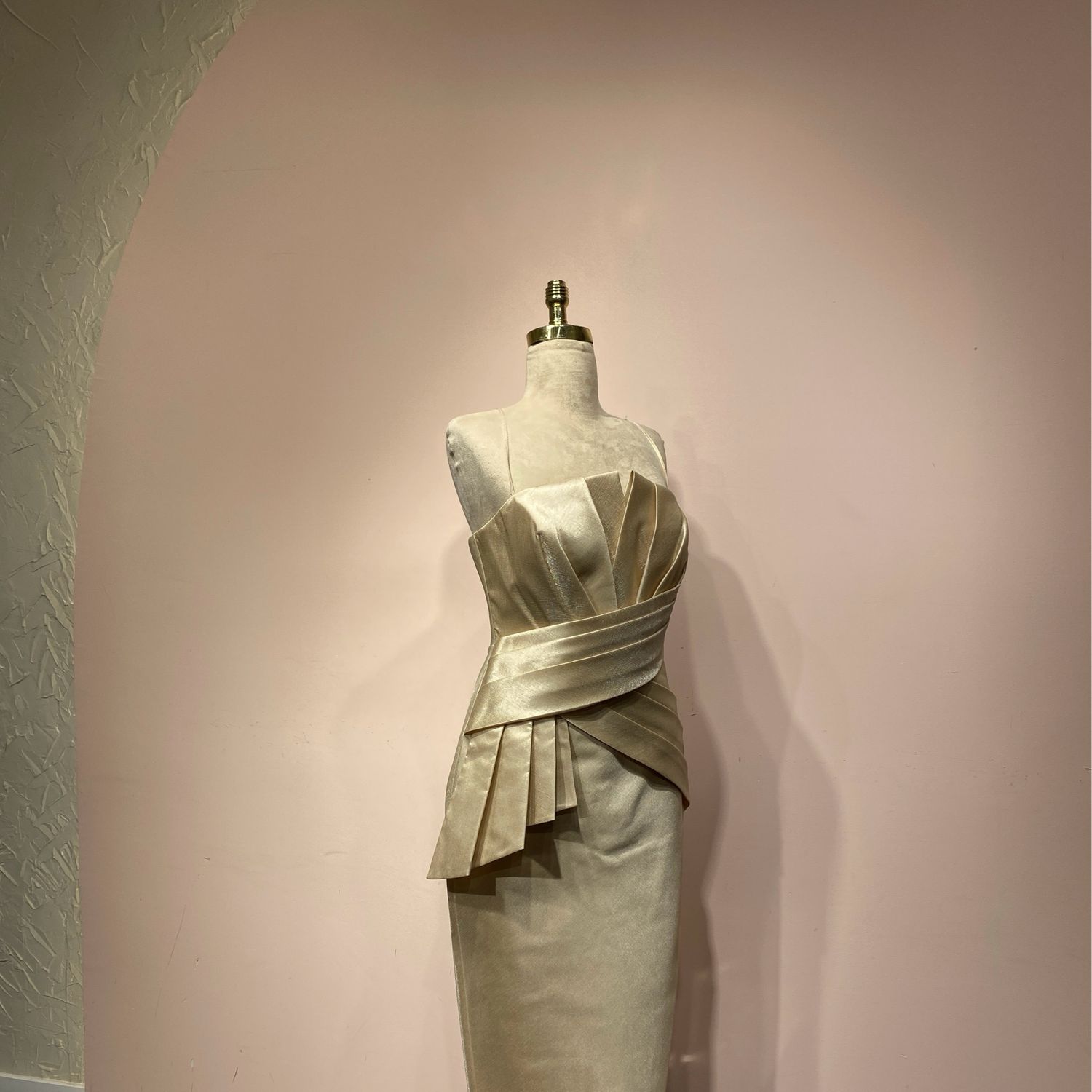 Vestido corto - Crema - talla 42