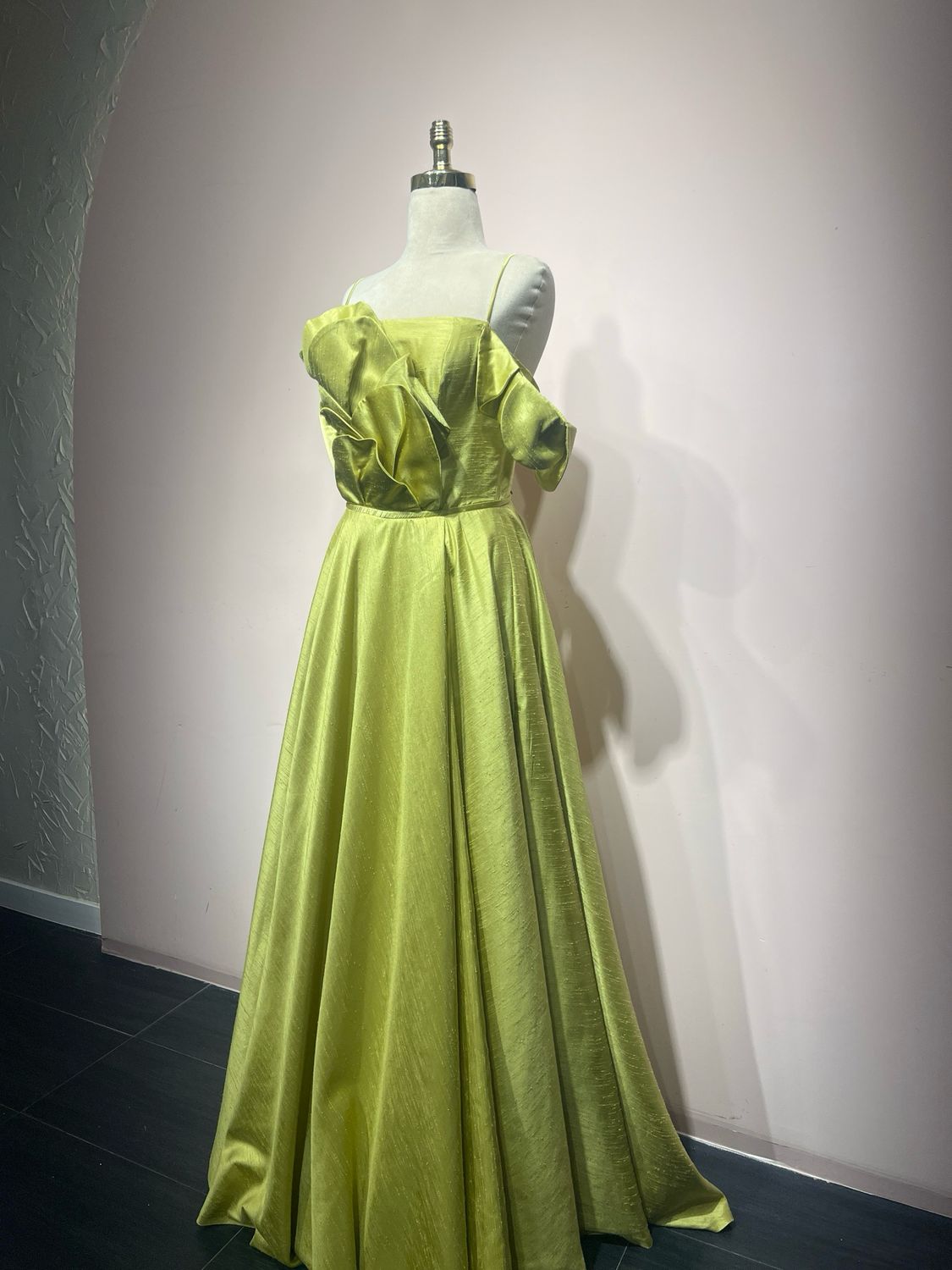 Vestido Largo,	Verde manzana	,Talla	38