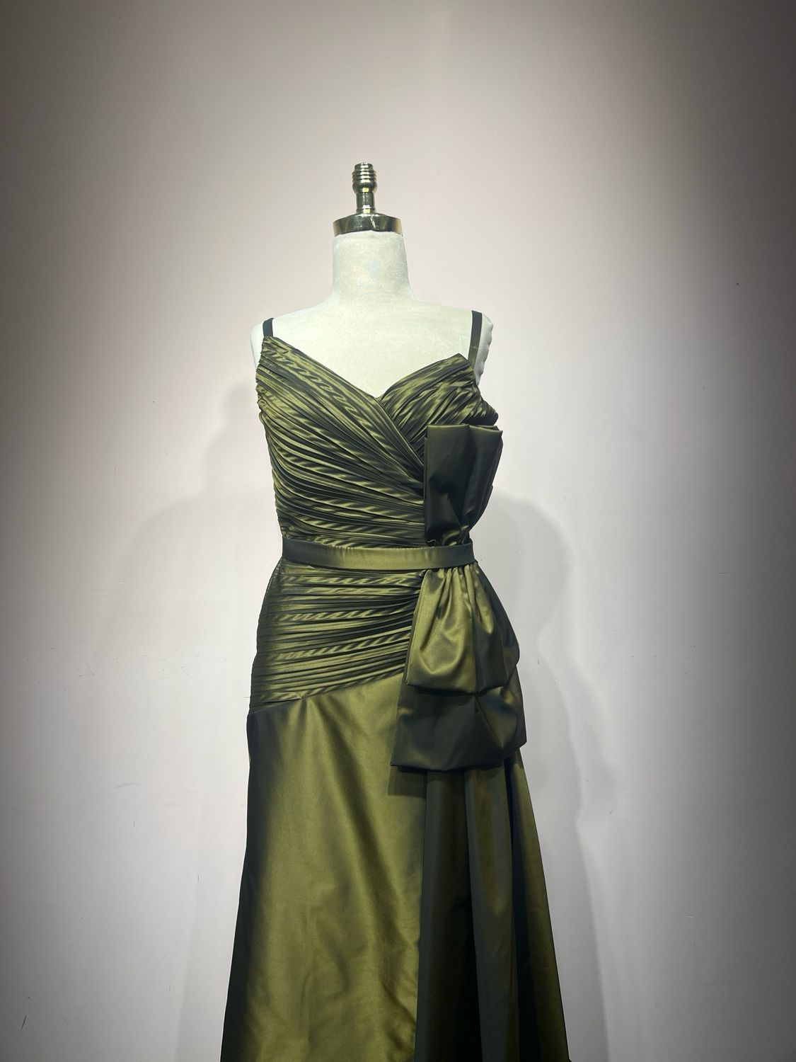 Vestido largo - Verde oliva - talla 40