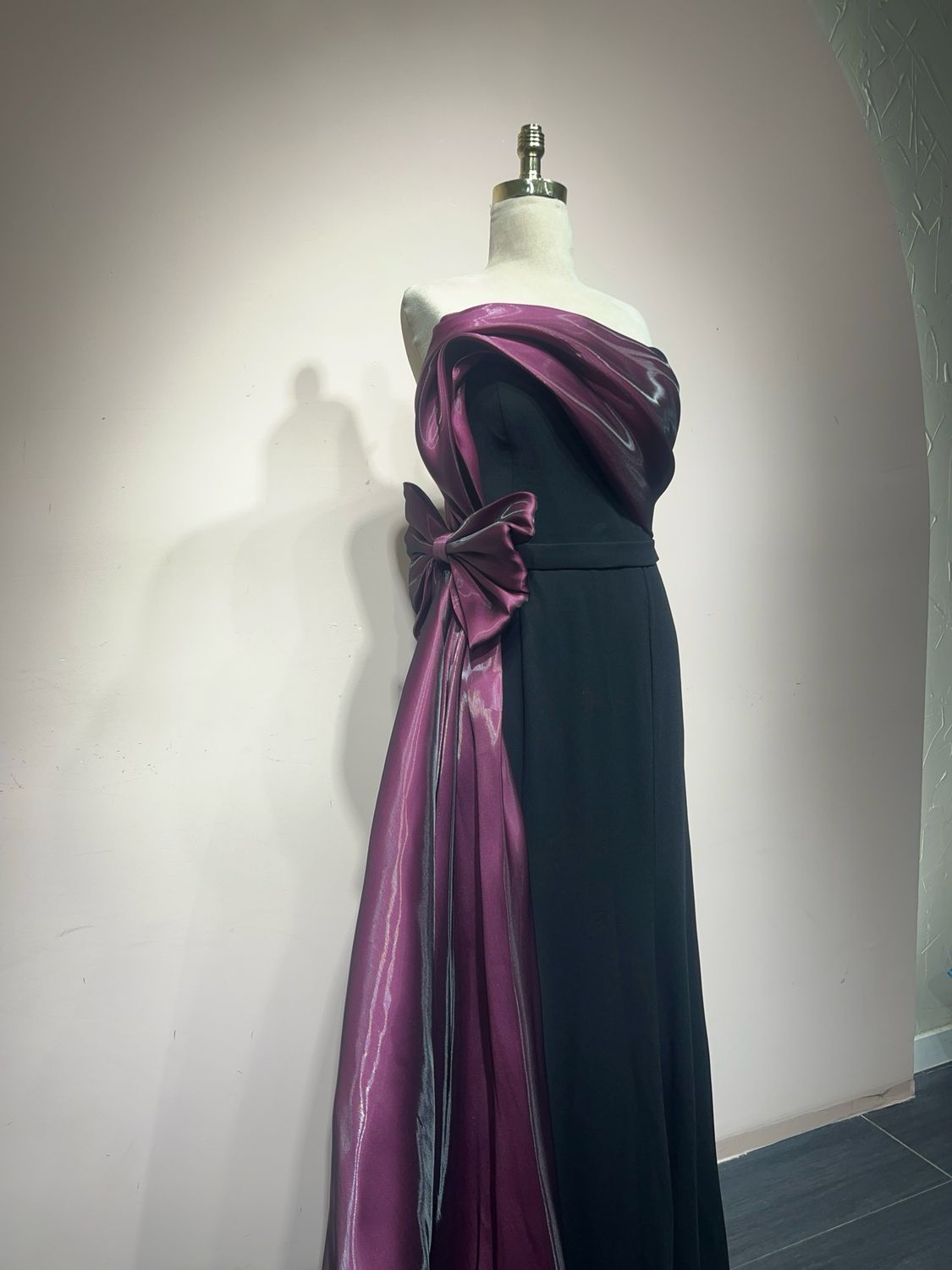 Vestido largo - Negro/Morado - talla 44
