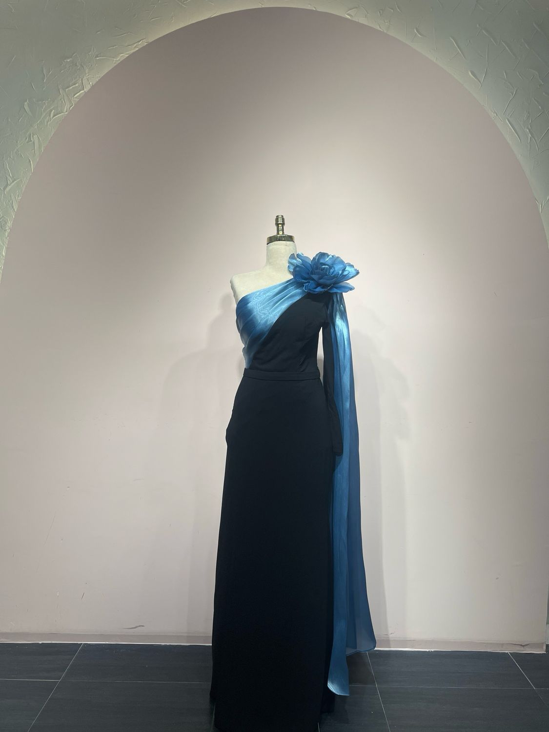 Vestido largo - Negro/Azul - talla 42