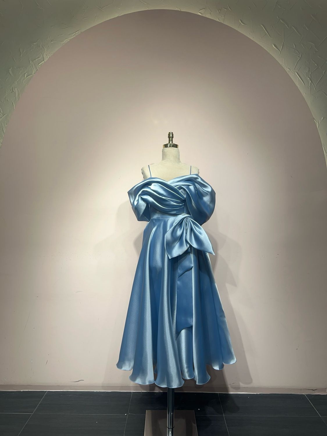 Vestido corto - Celeste - talla 38