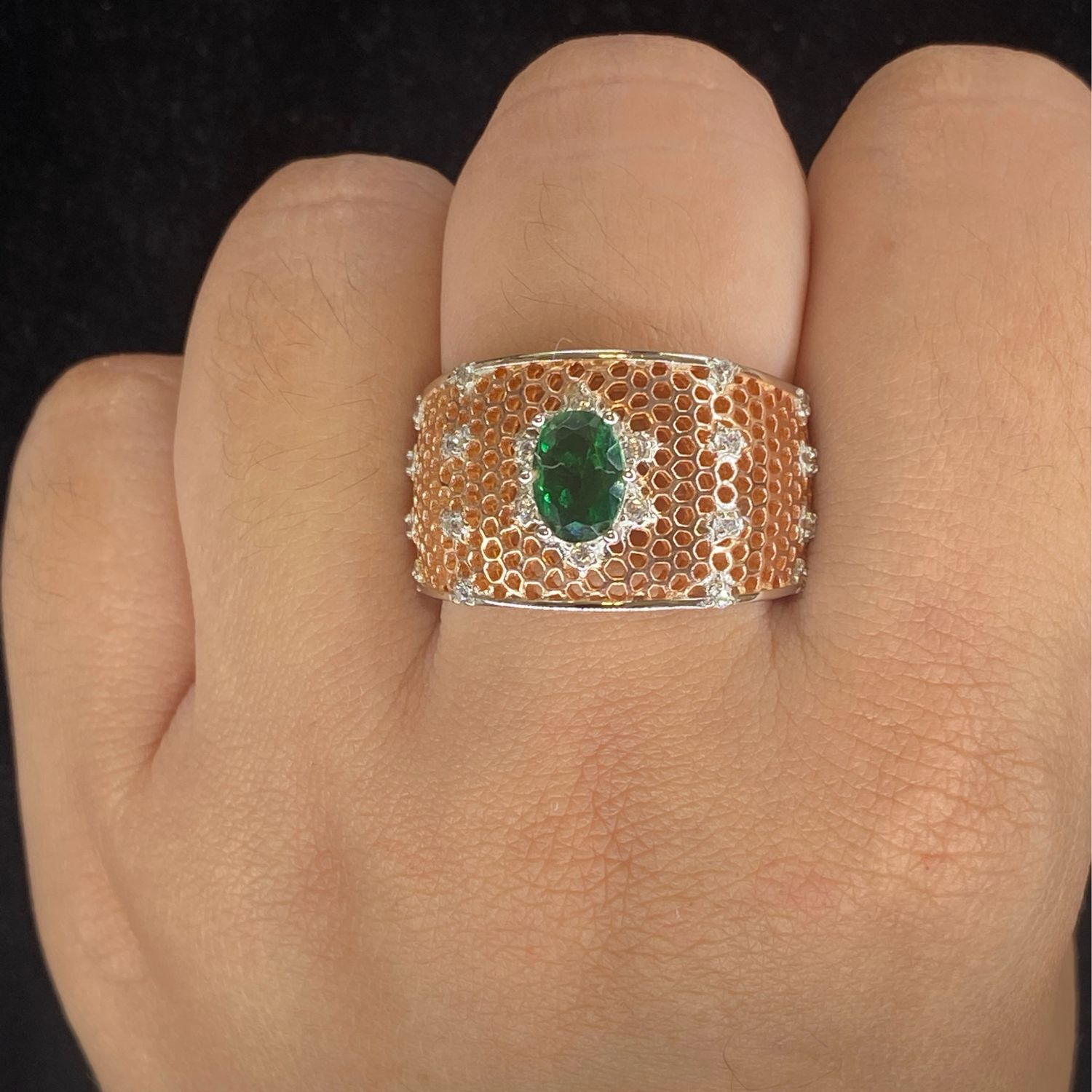 Anillo Rose Gold  pedrería verde