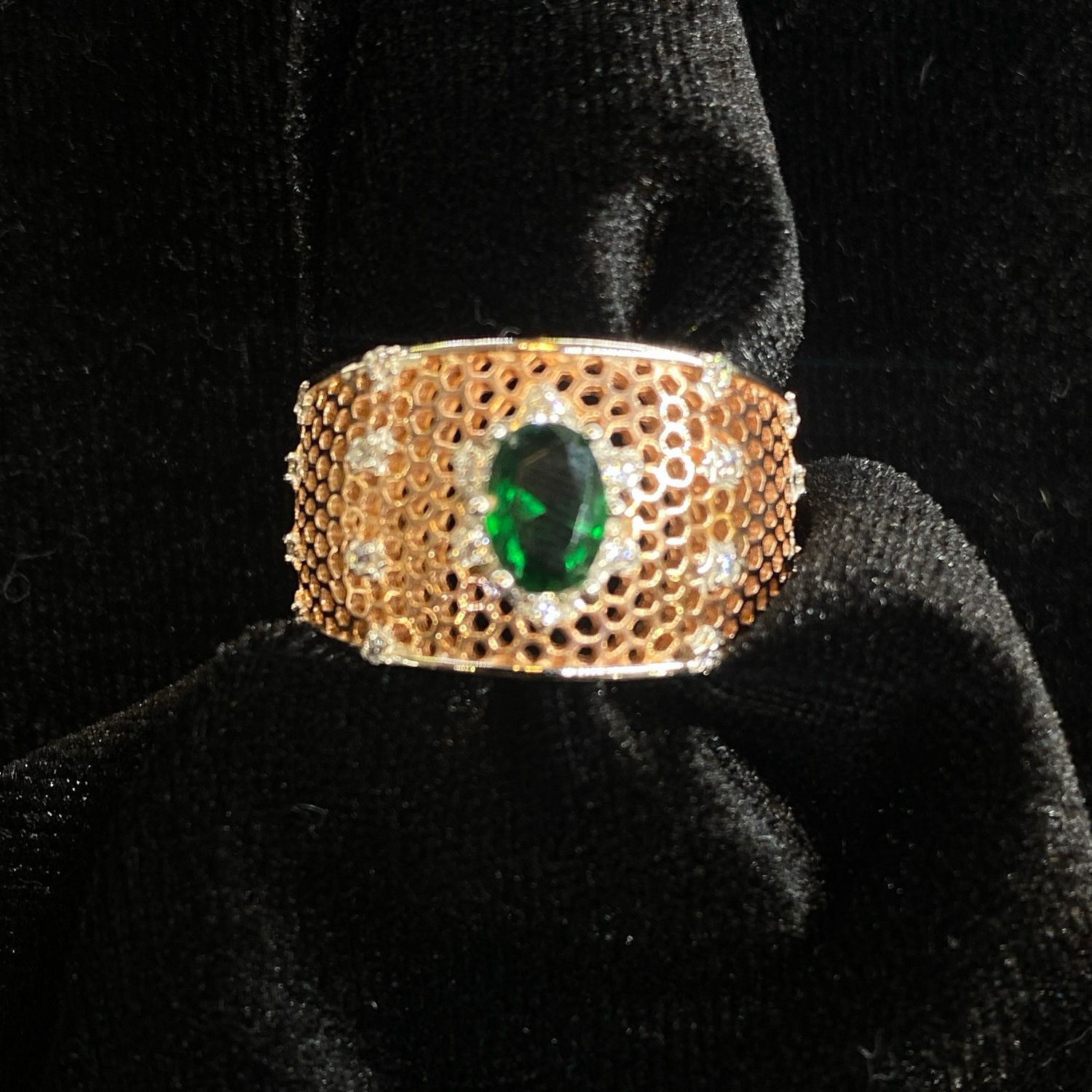 Anillo Rose Gold  pedrería verde
