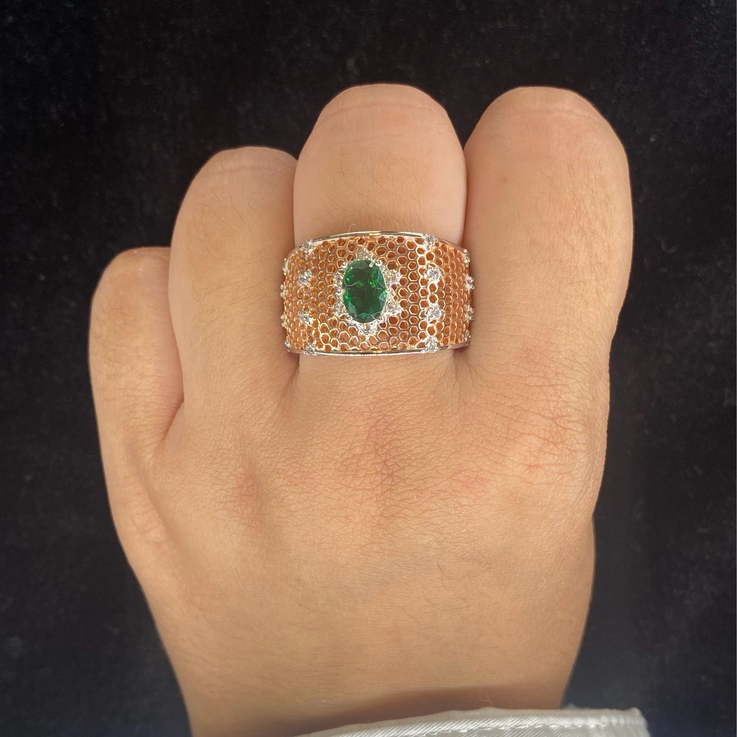 Anillo Rose Gold  pedrería verde