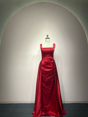 Vestido largo - Rojo de diversas tallas