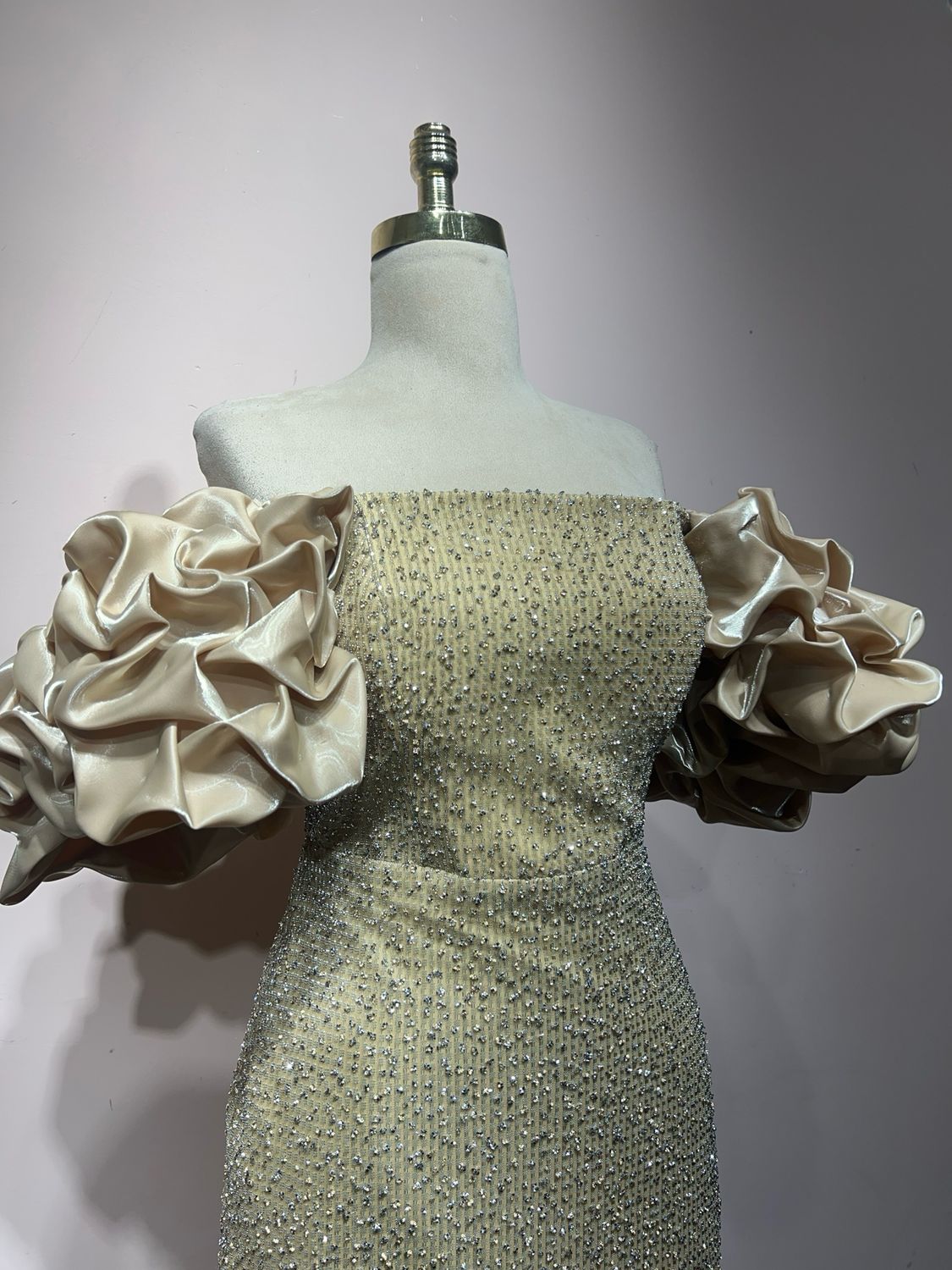 Vestido largo - Dorado - talla 42