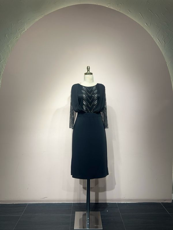 Vestido corto - Negro - talla 46