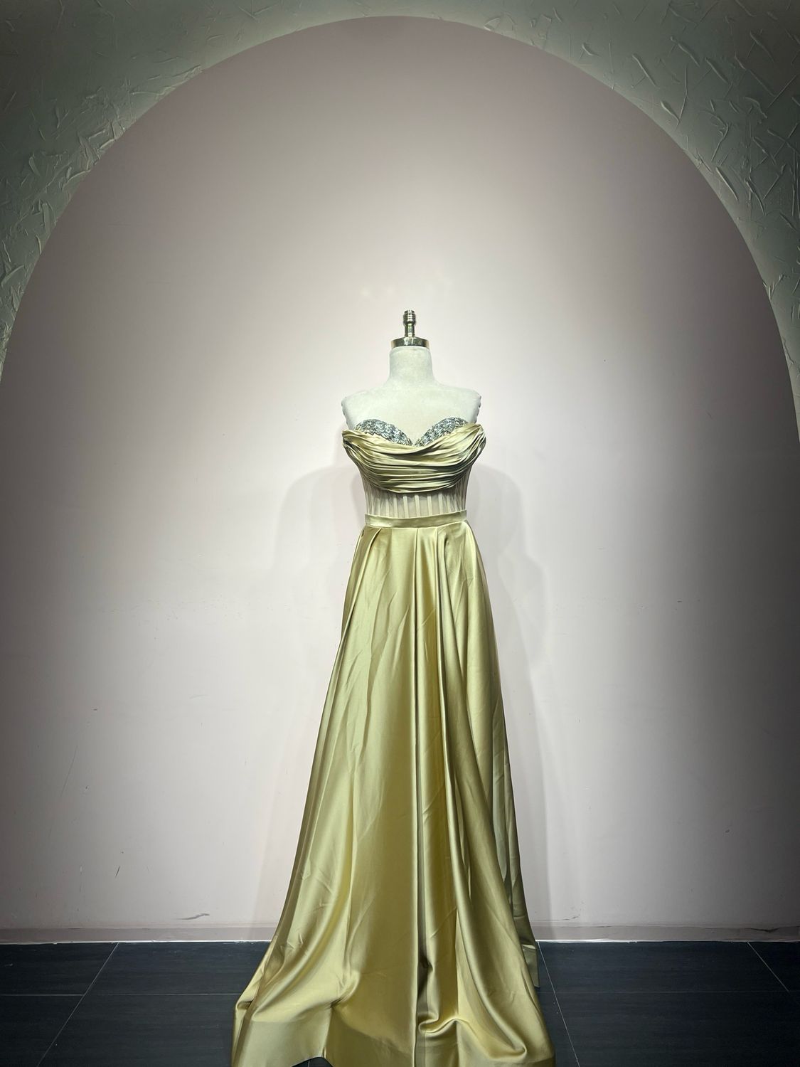 Vestido largo - Dorado - talla 44