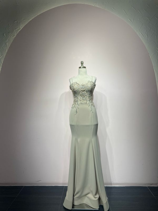 Vestido Largo,	Beige	,Talla	40