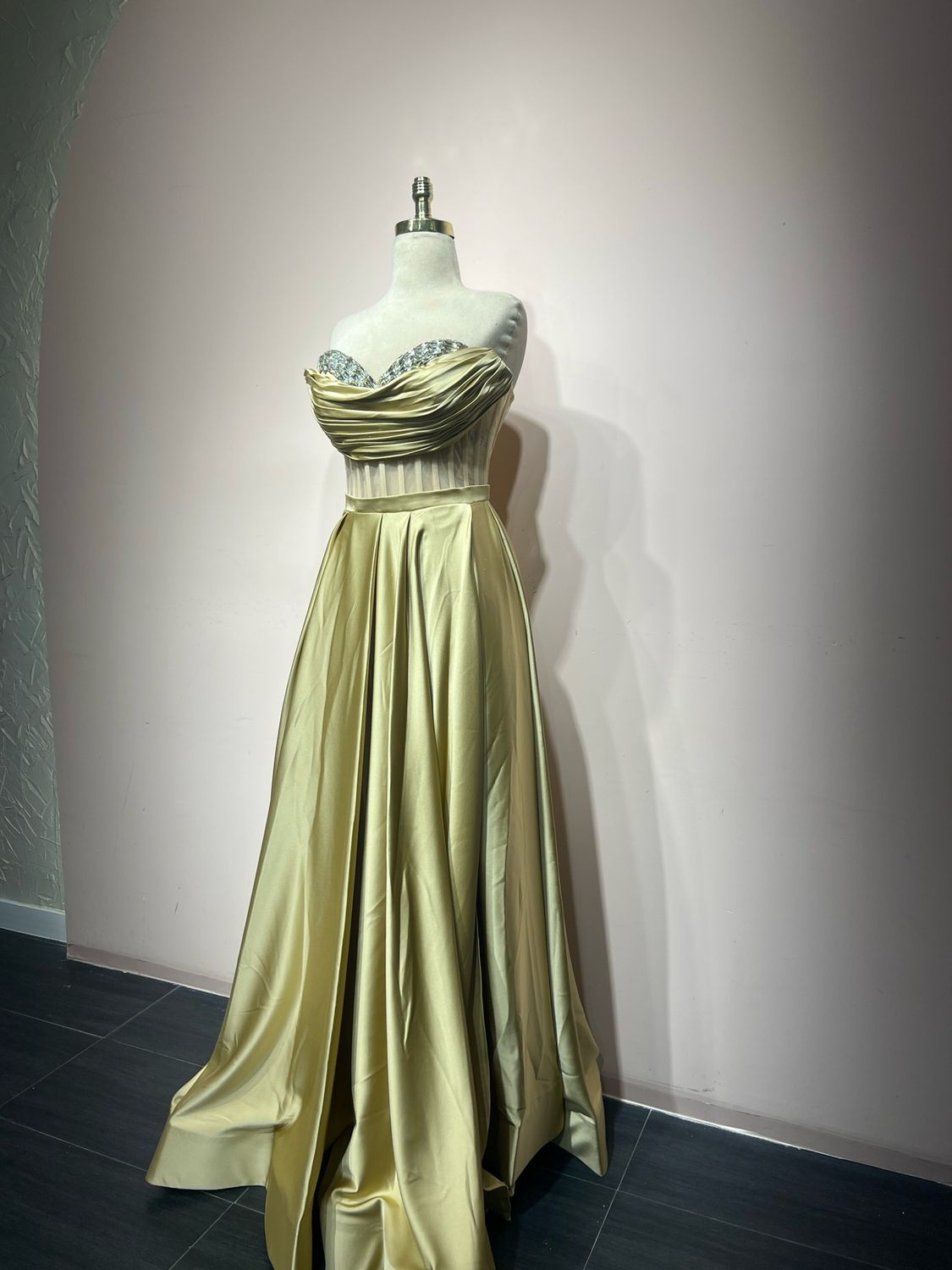 Vestido largo - Dorado - talla 44